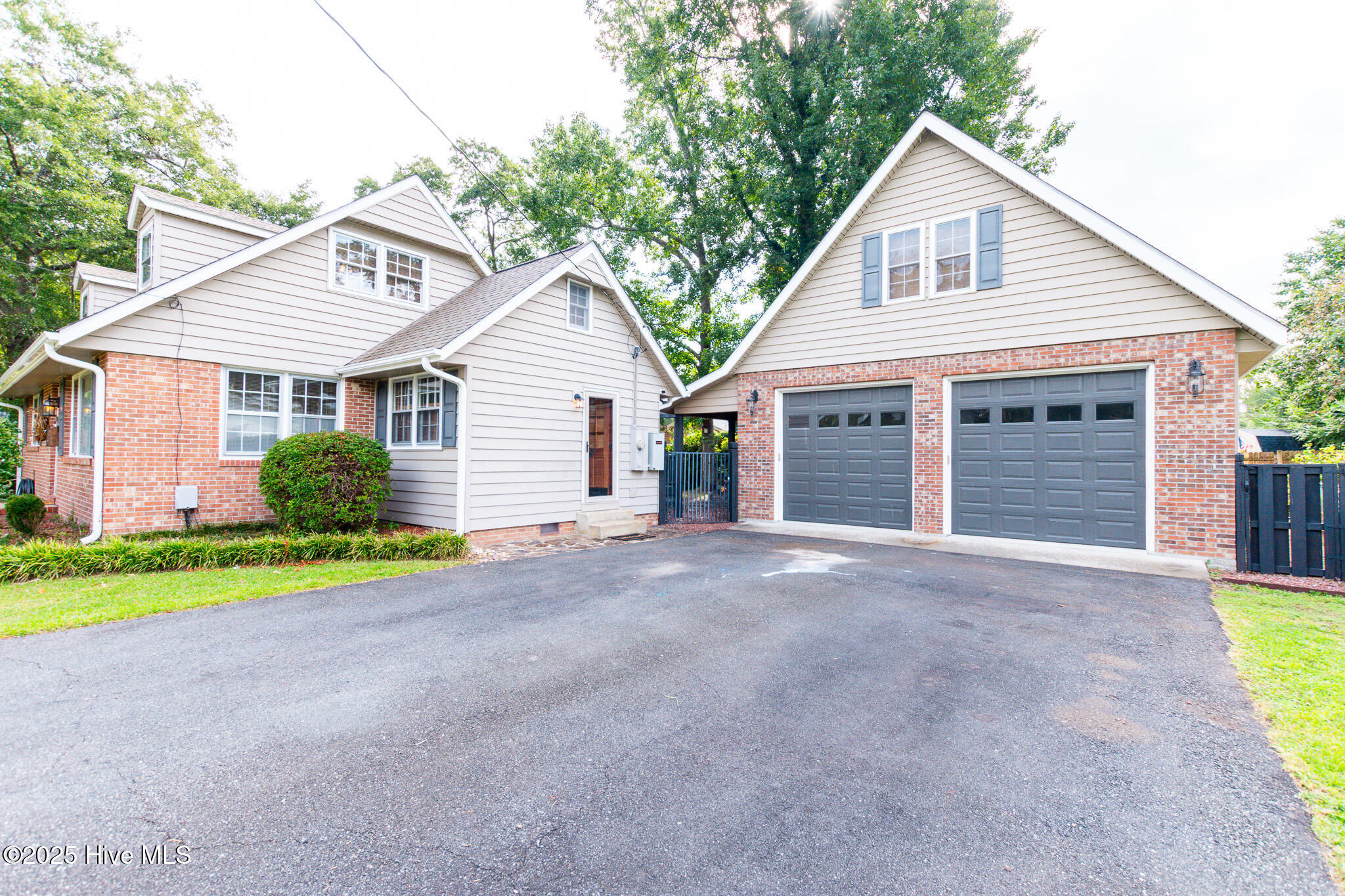 100529268 | Photo 37