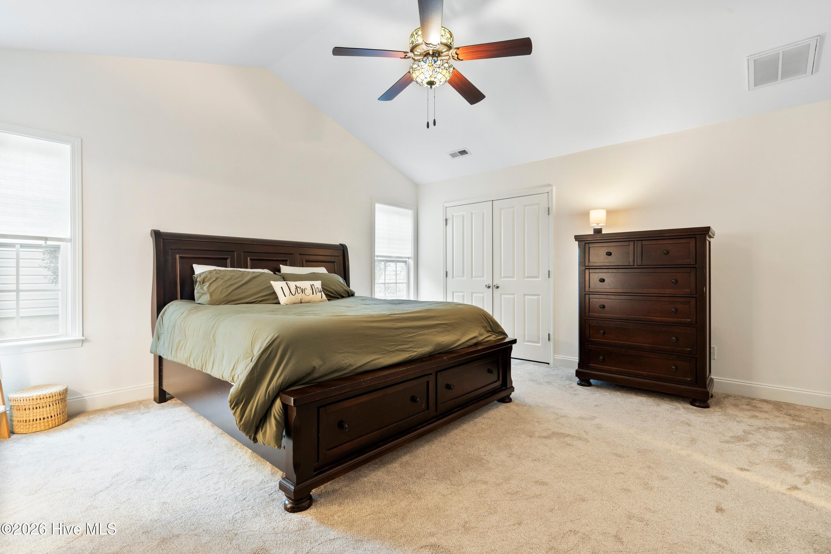 100549655 | Photo 27