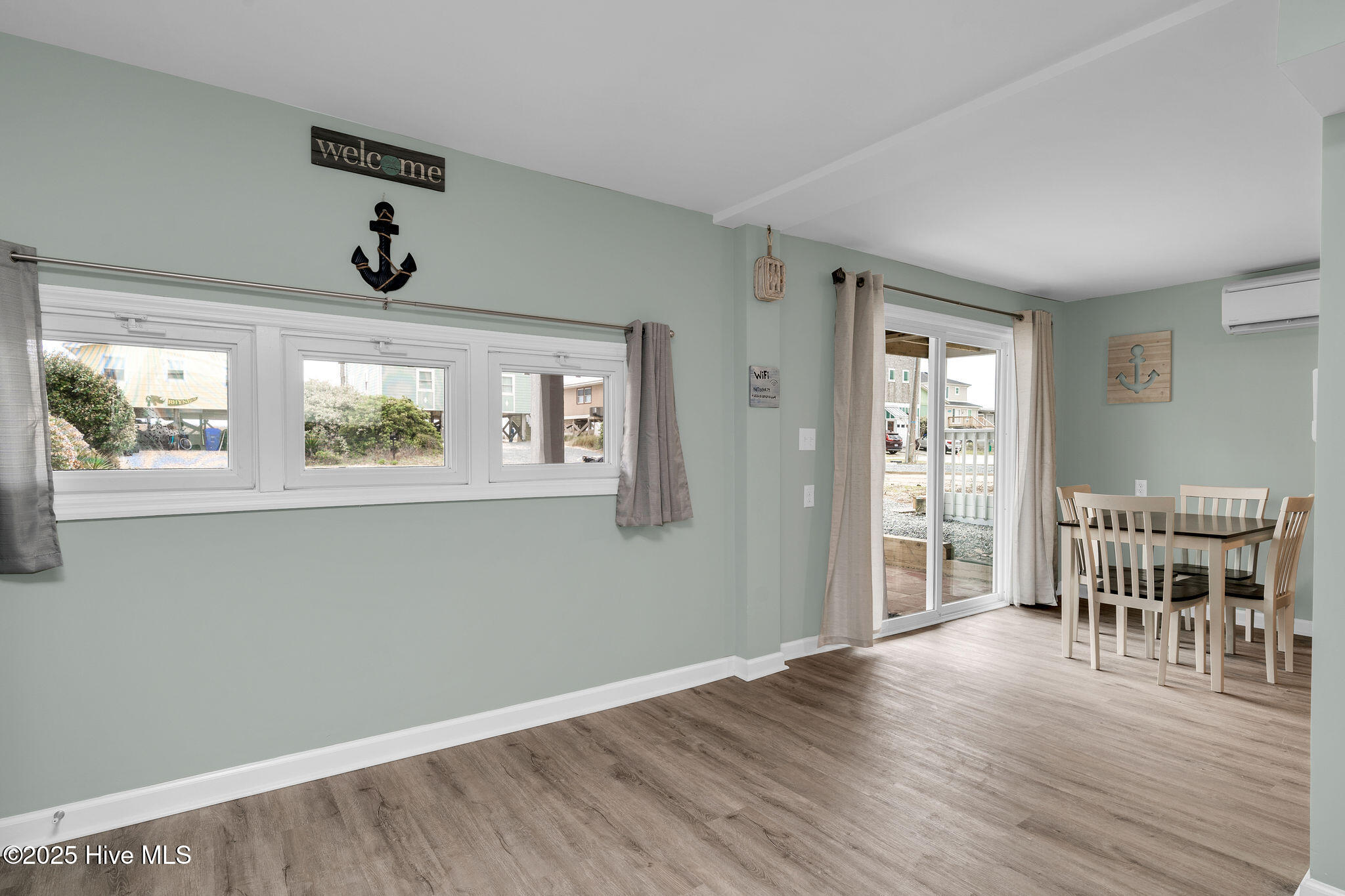 100543531 | Photo 37