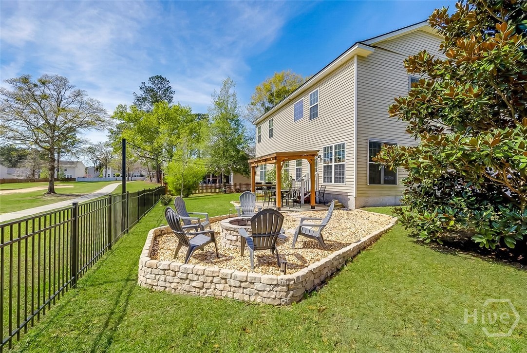 Entertainers back yard with pergola, fire pit overlooking the 7th hole of the golf course!