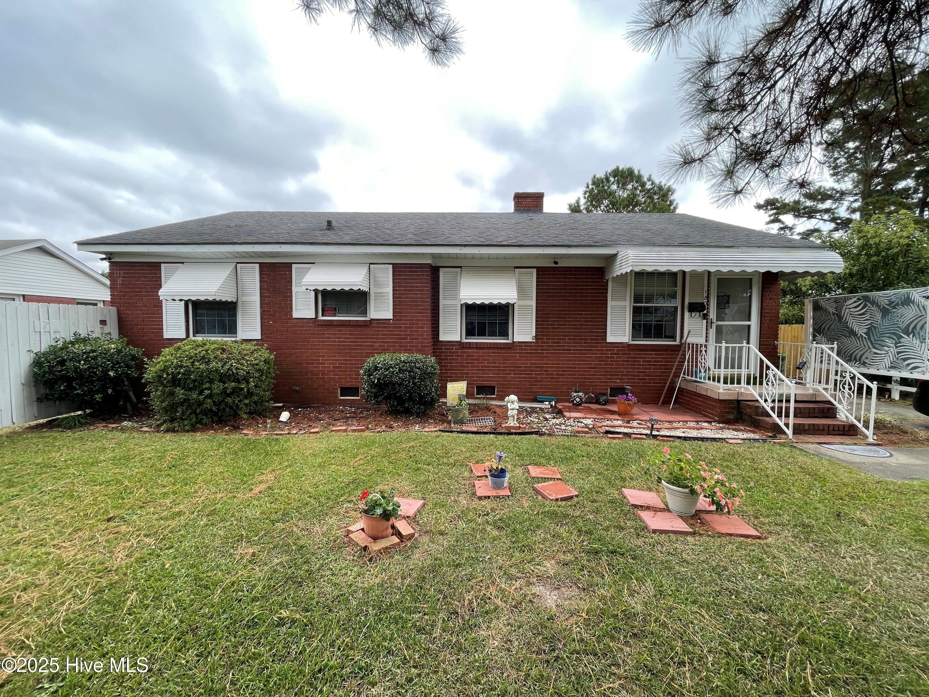 Property at 1805 Queens Road