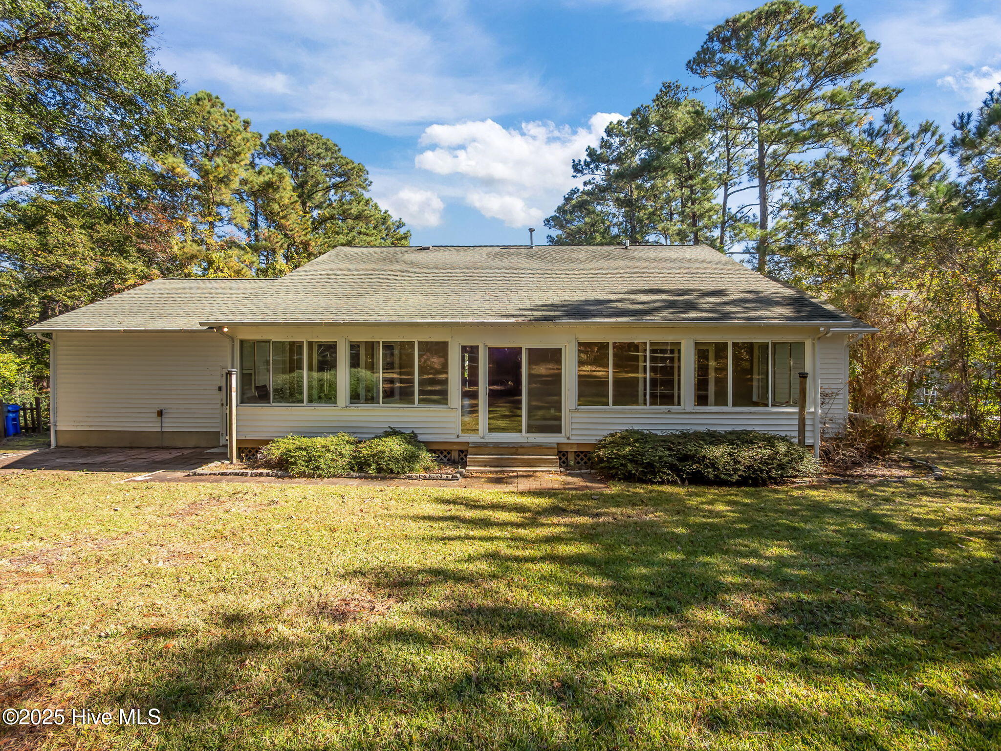 100540232 | Photo 38