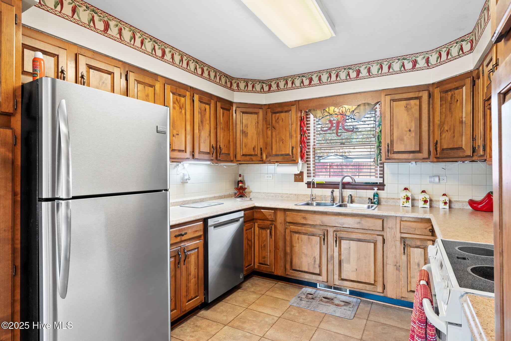 100543721 | Photo 23