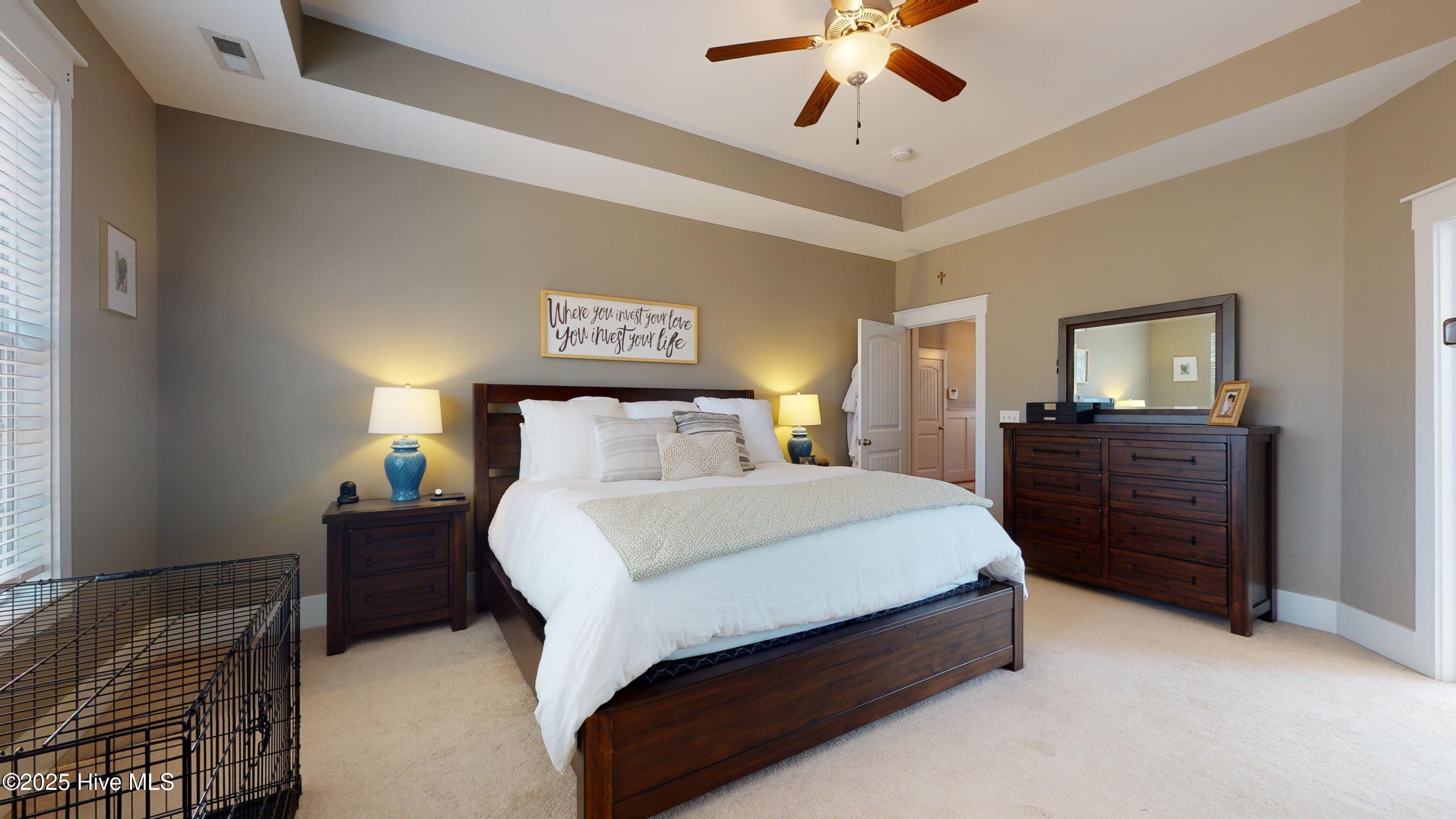 100570166 | Photo 40