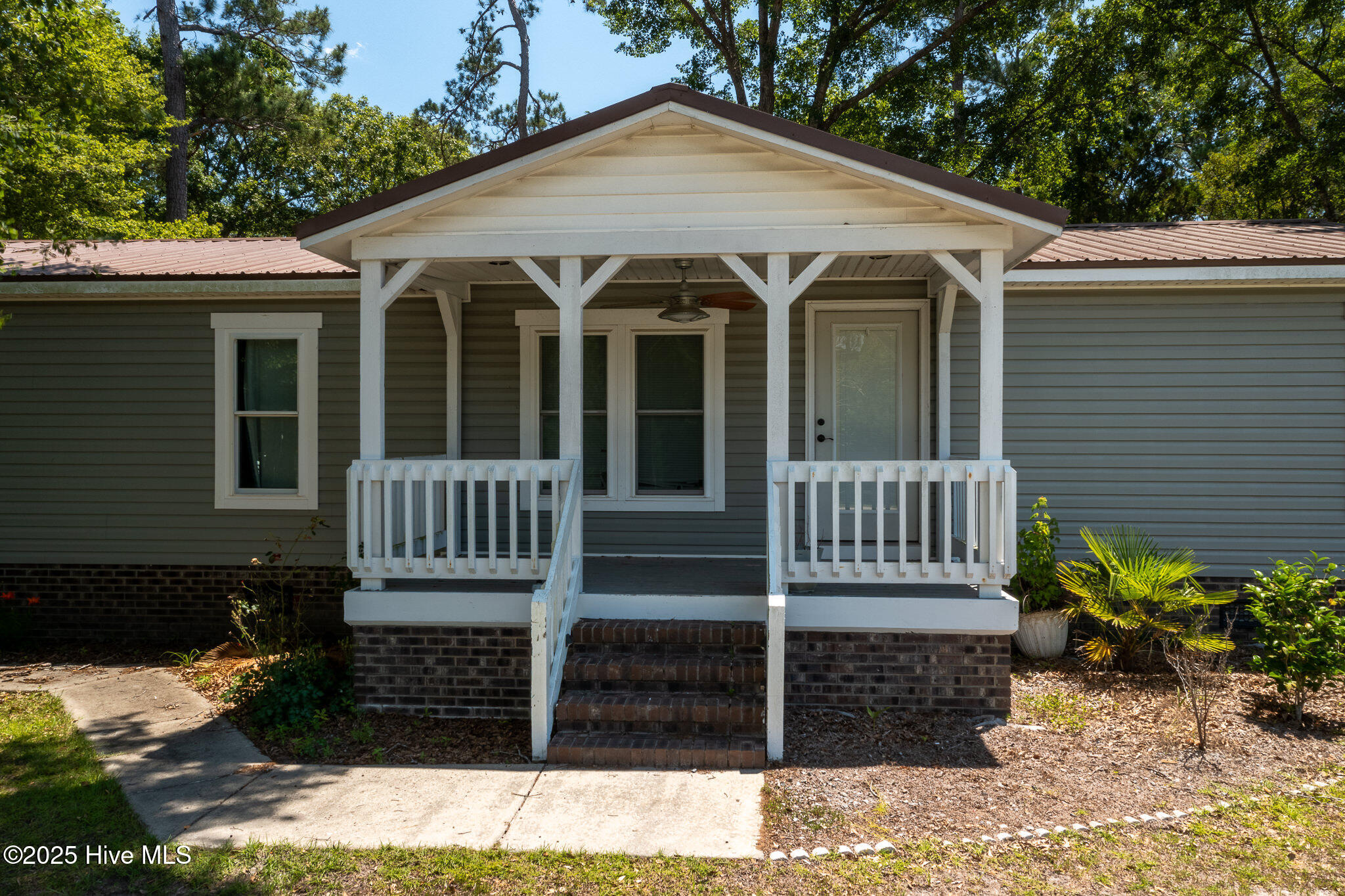 1660 White Duck Court SW, Supply, NC 28462 – photo 6: 1660_Whiteduck-5