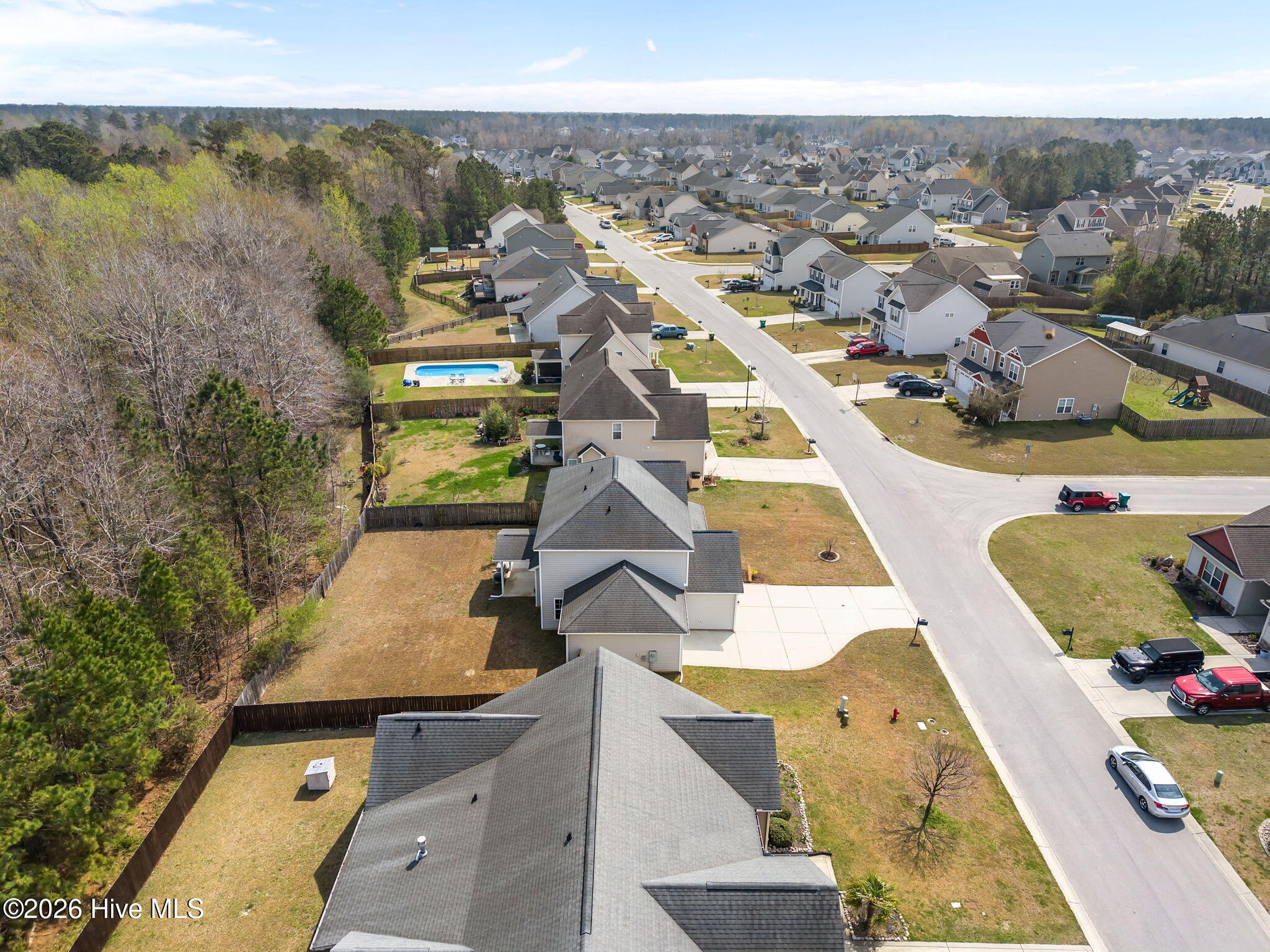 100562317 | Photo 51