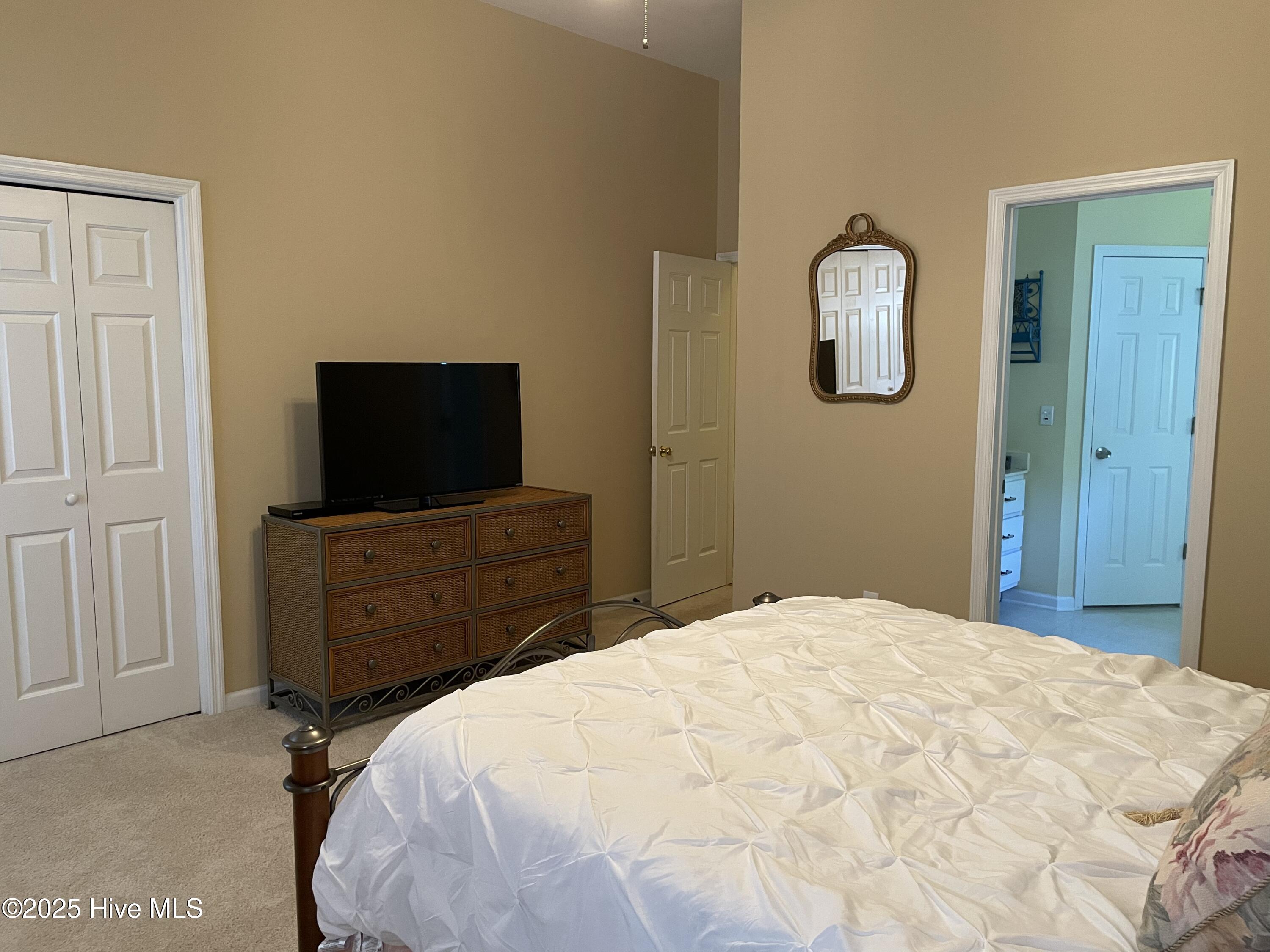 100536216 | Photo 17