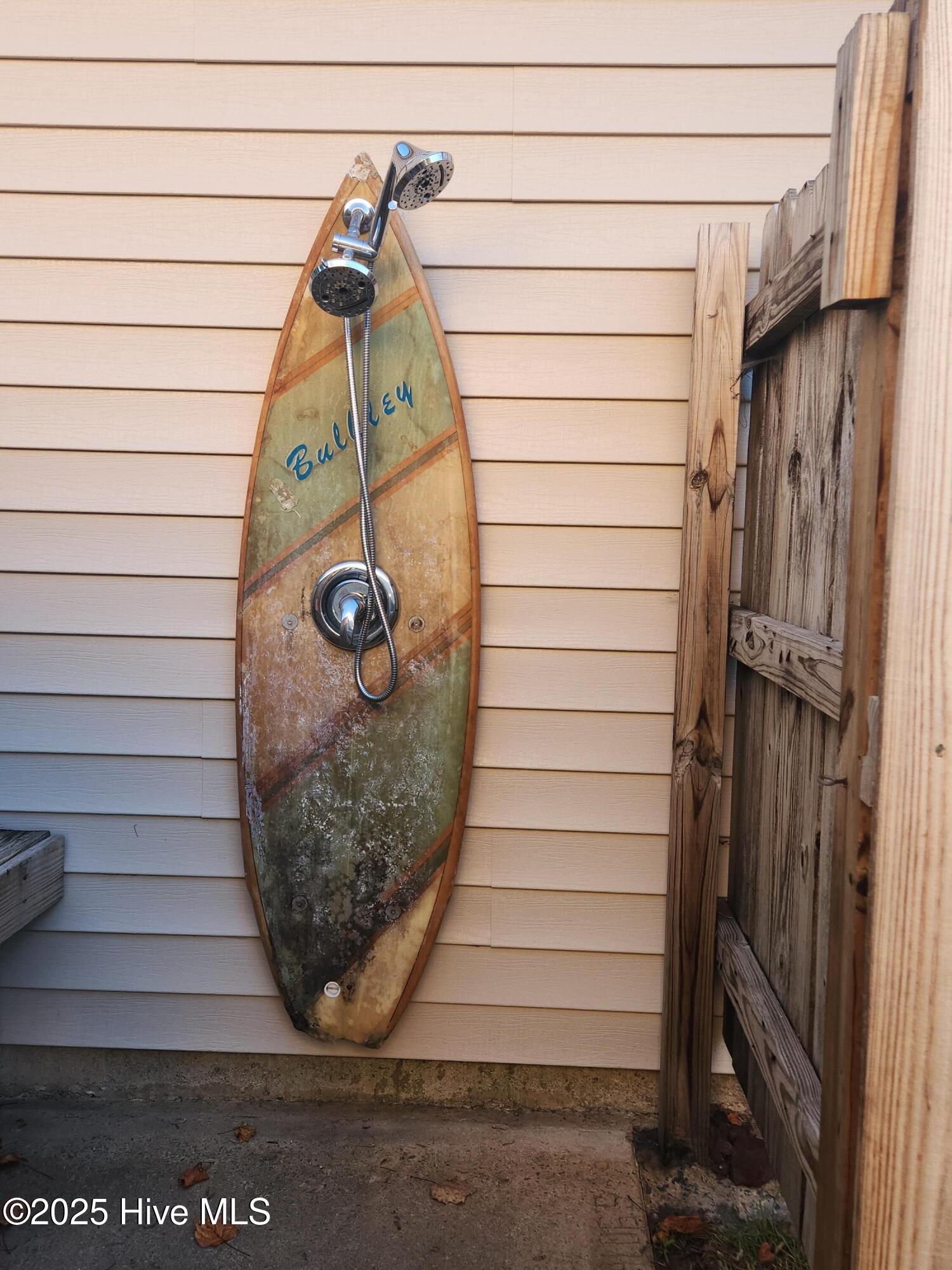 100539235 | Photo 43