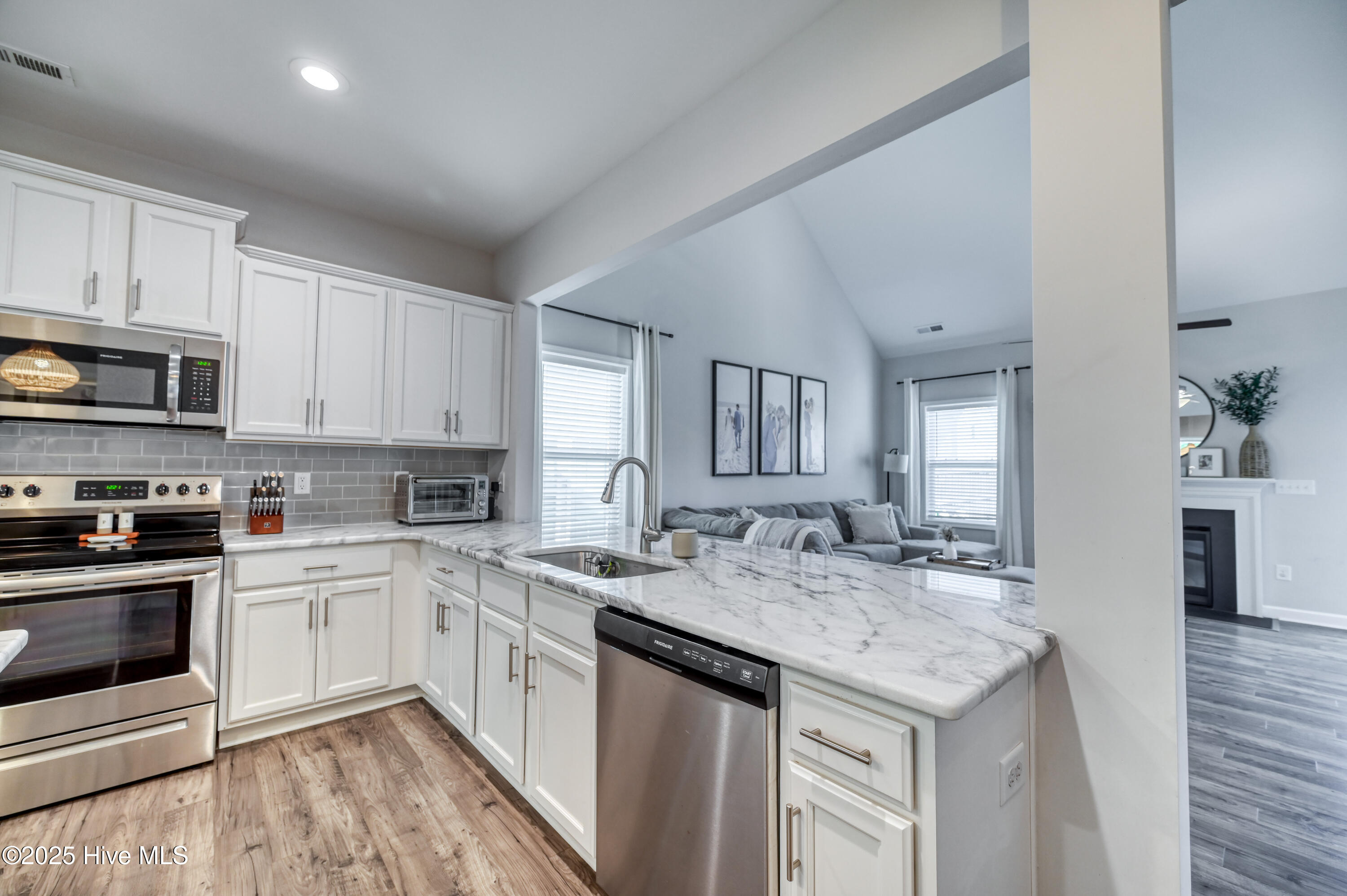 106 Starling Drive, Hampstead, NC 28443 – photo 11: untitled-14