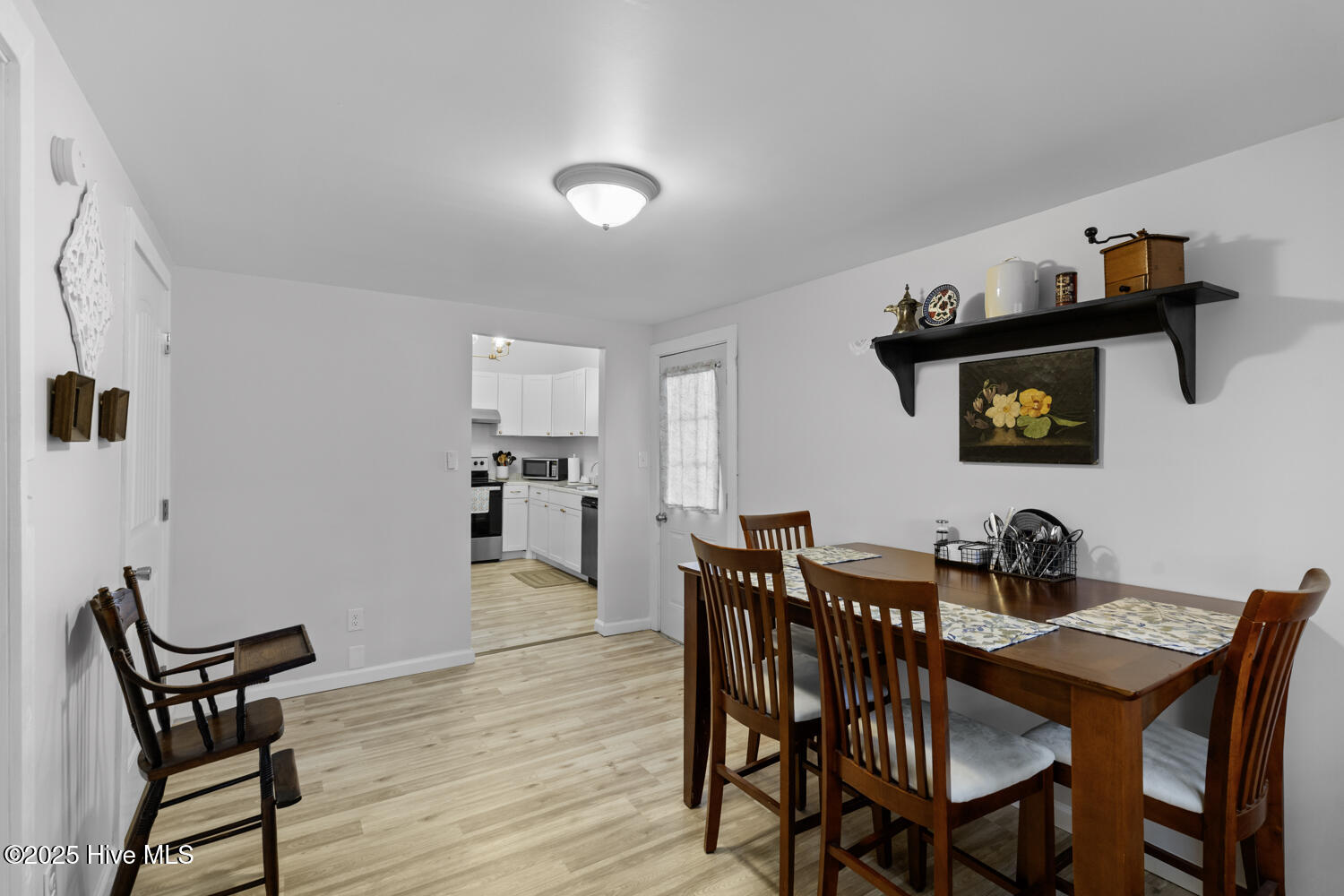 100546877 | Photo 19