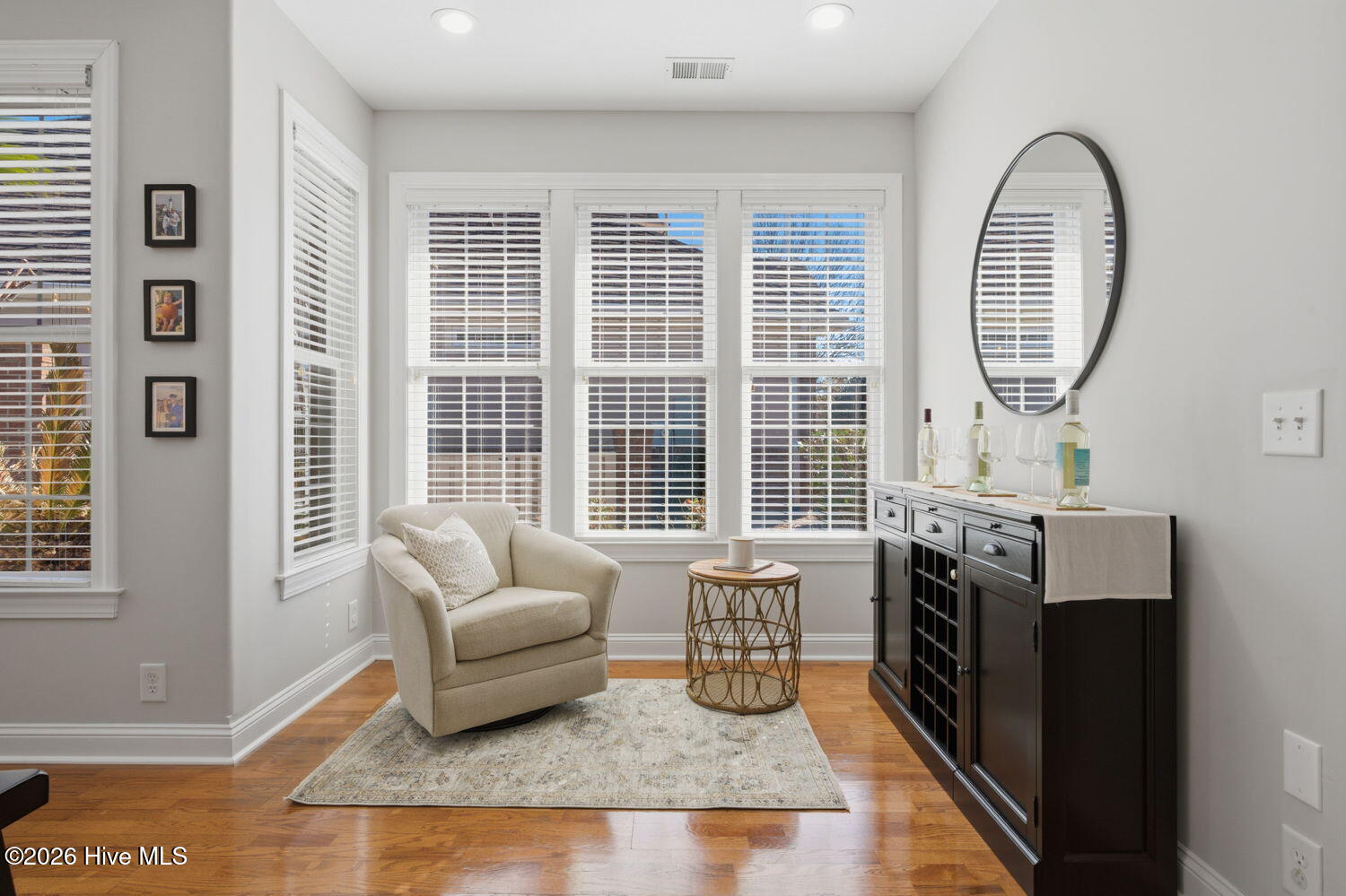 100555099 | Photo 17