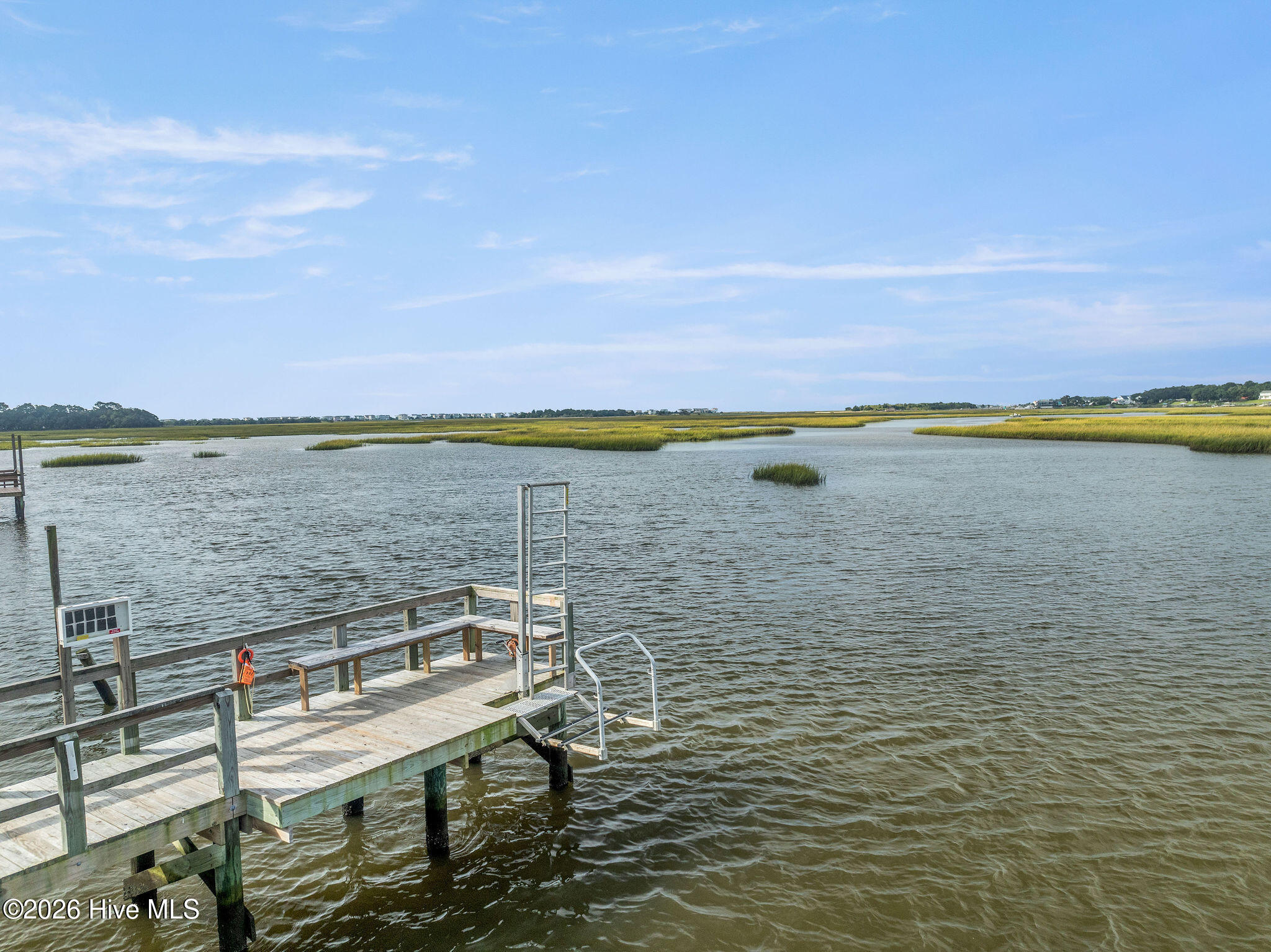 100552877 | Photo 26