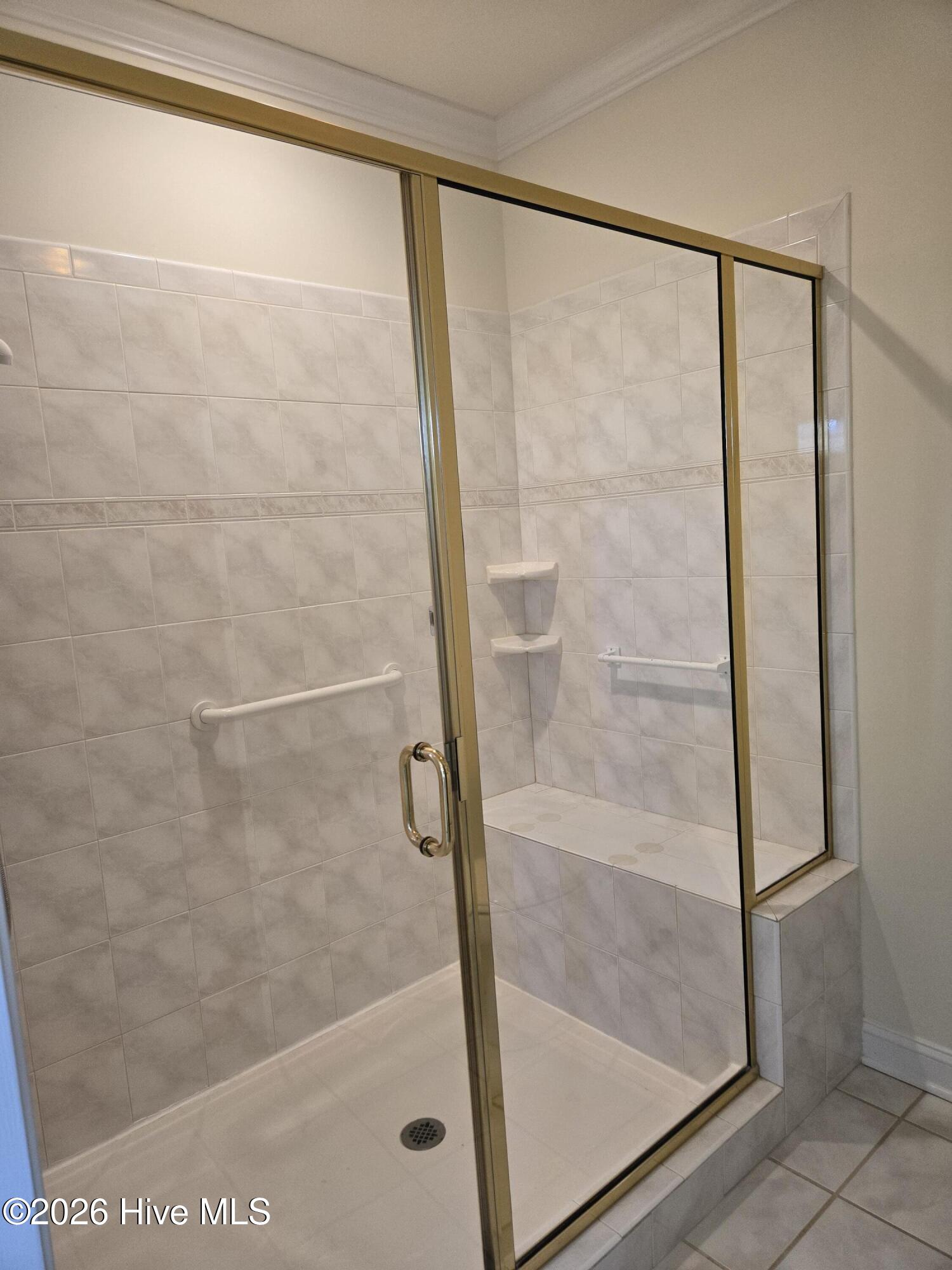 100545211 | Photo 40