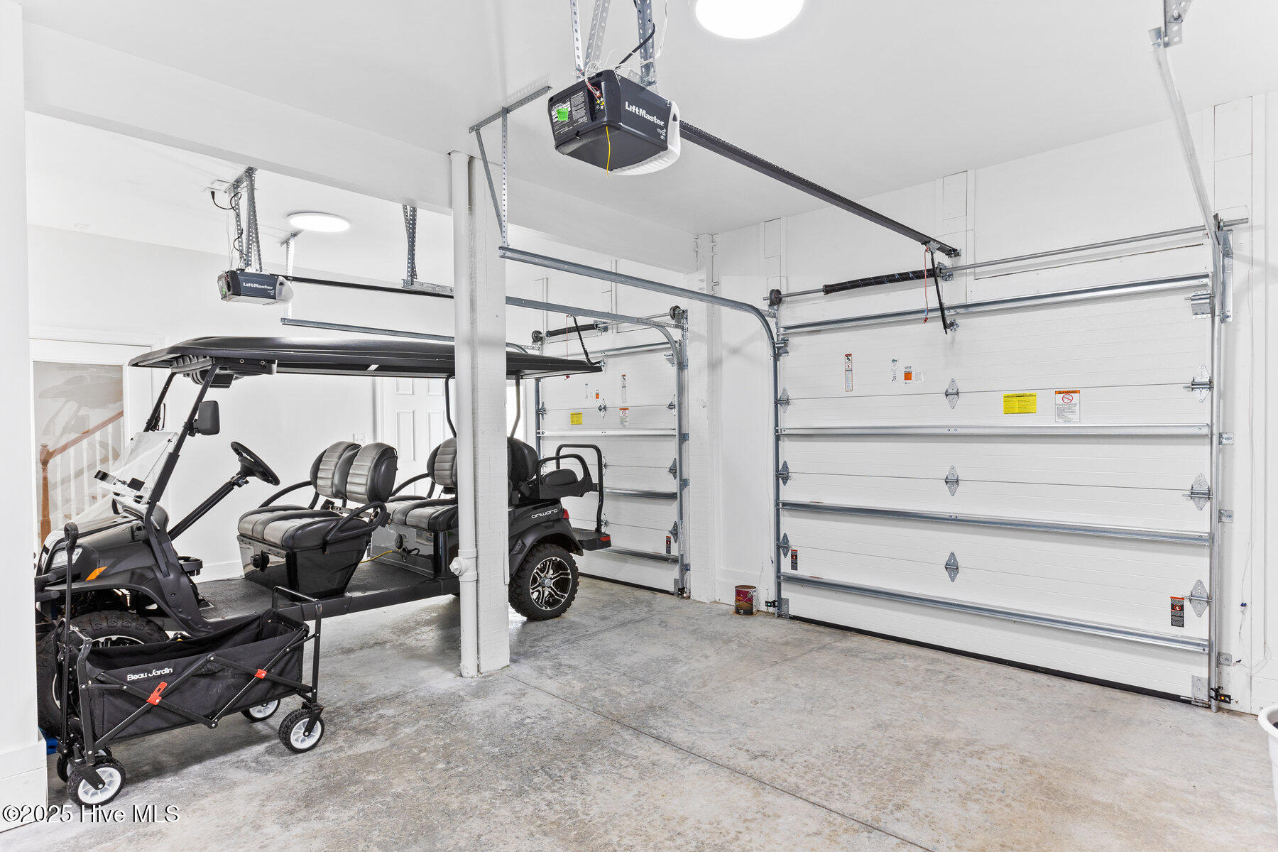 100518577 | Photo 39