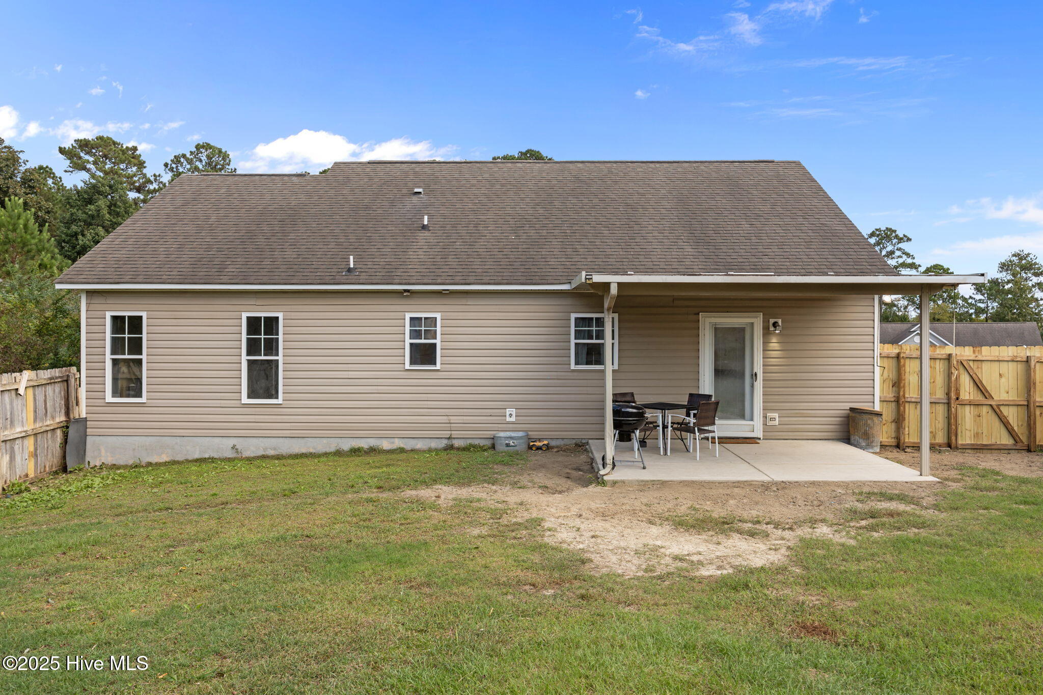 100530161 | Photo 39