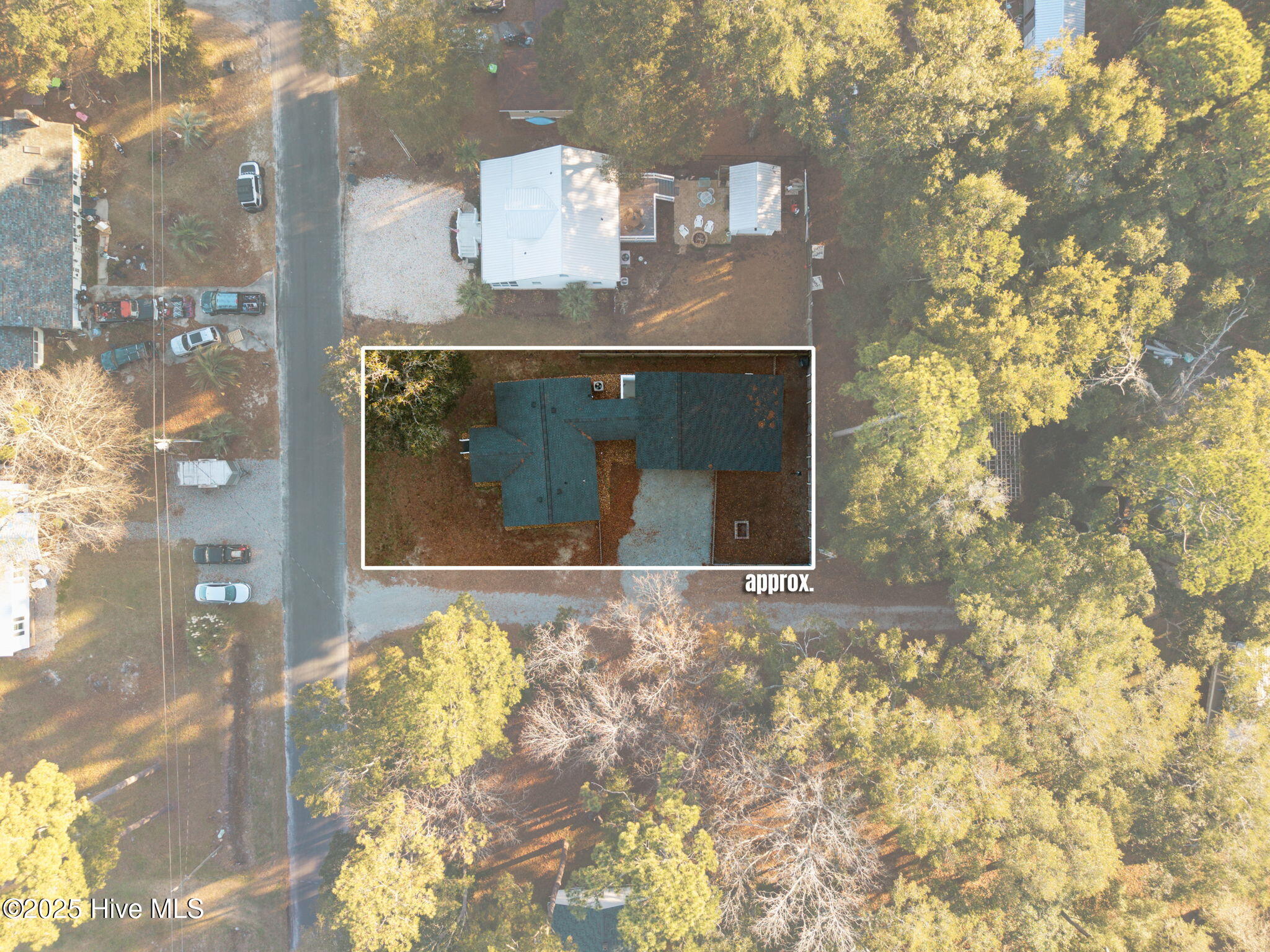 100545066 | Photo 42