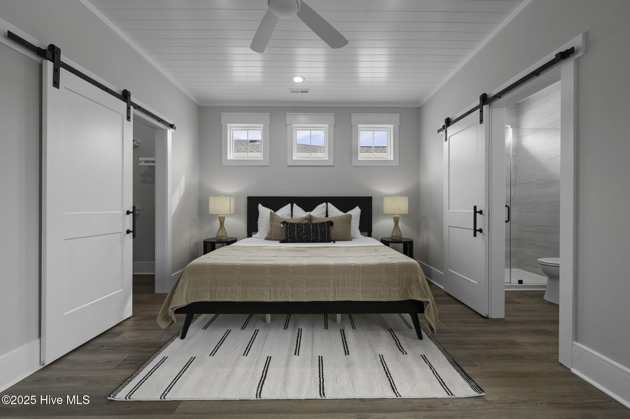 100519689 | Photo 36