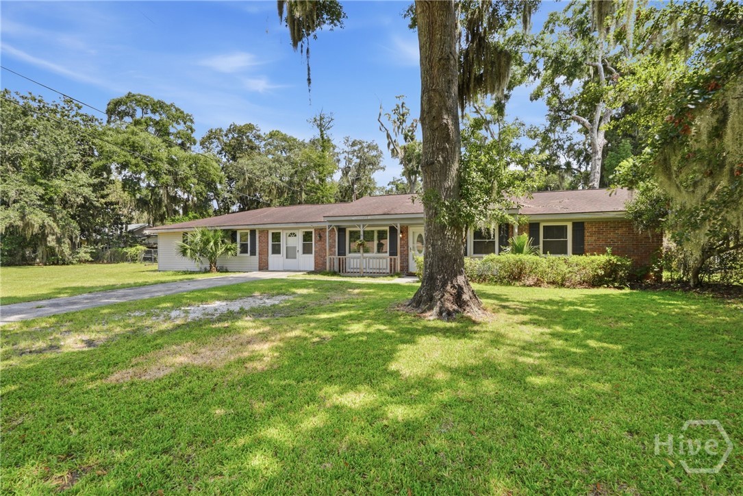 3rd image of 2429 Dolphin Dr, Savannah, GA 31406 | MLS# SA363202