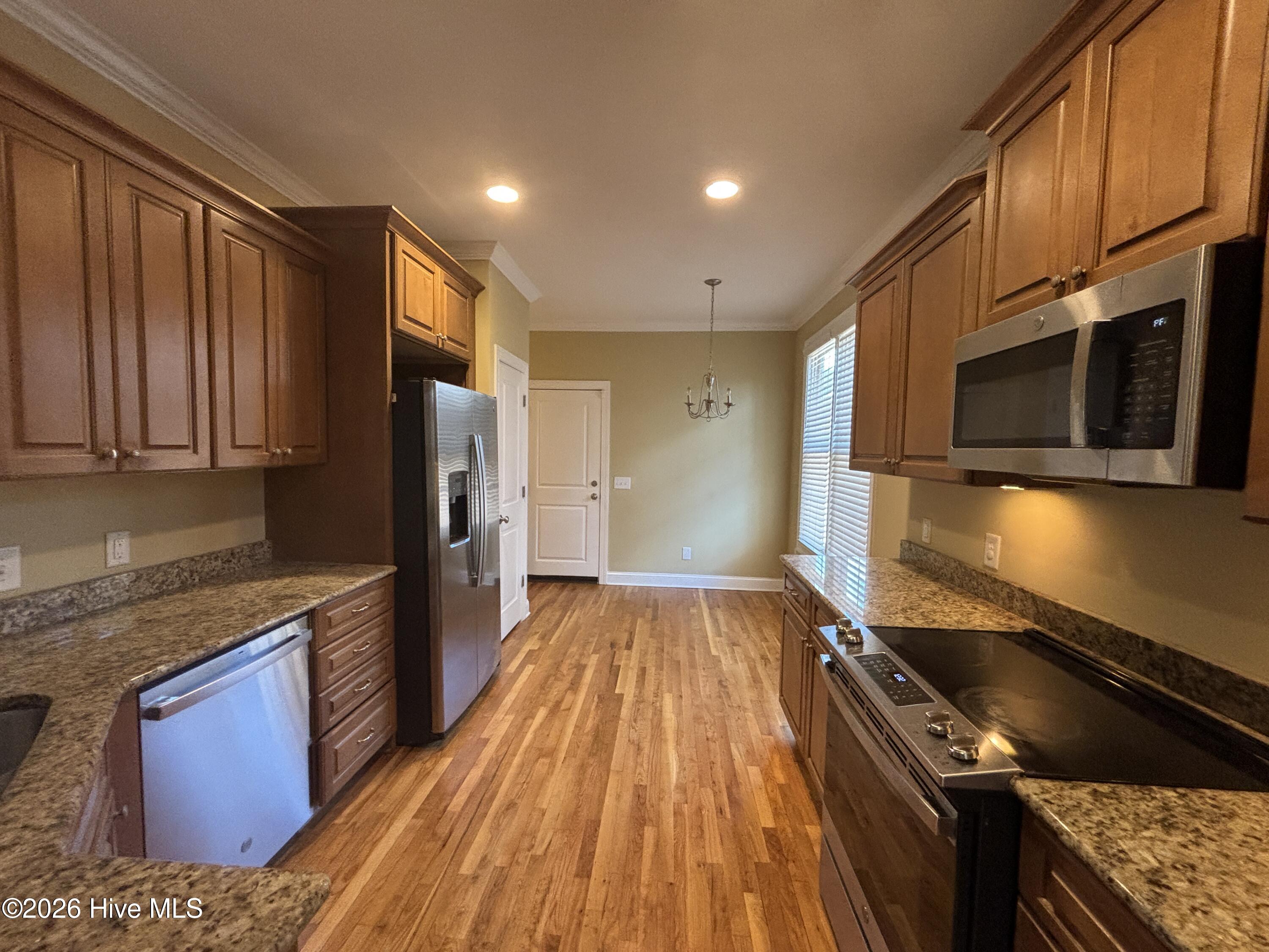 Kitchen & Breakfast area