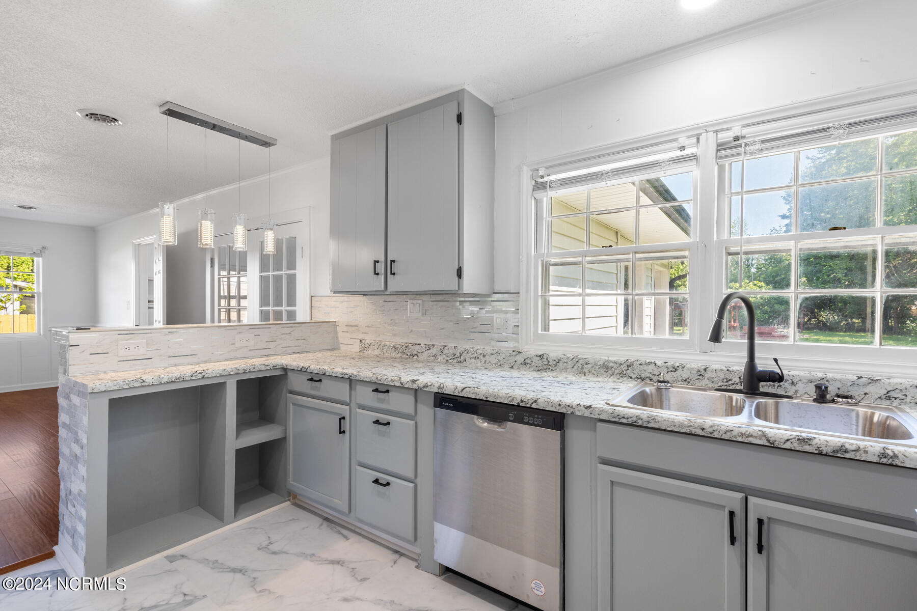 13 Collins Drive,Midway Park