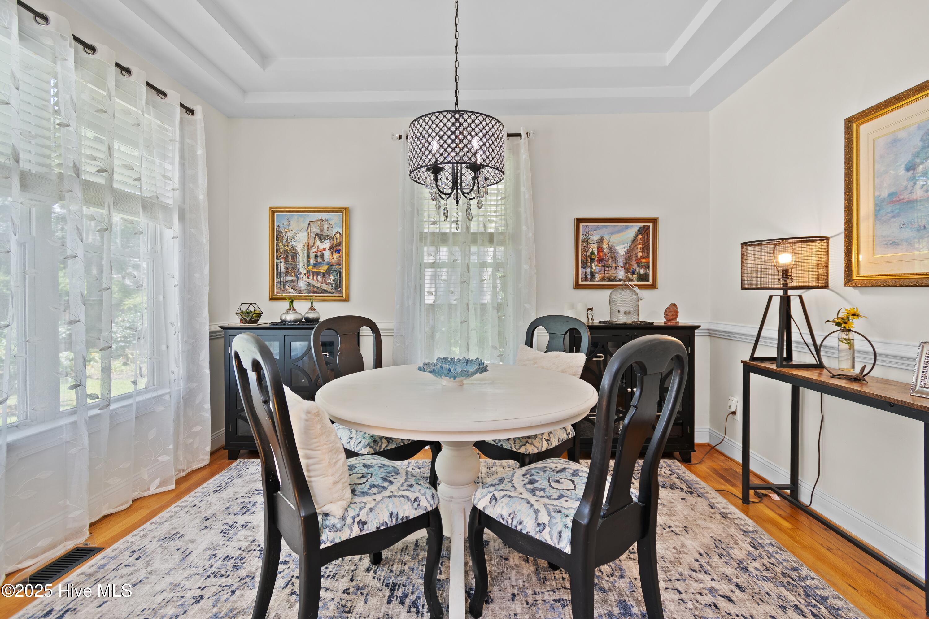 100522421 | Photo 27