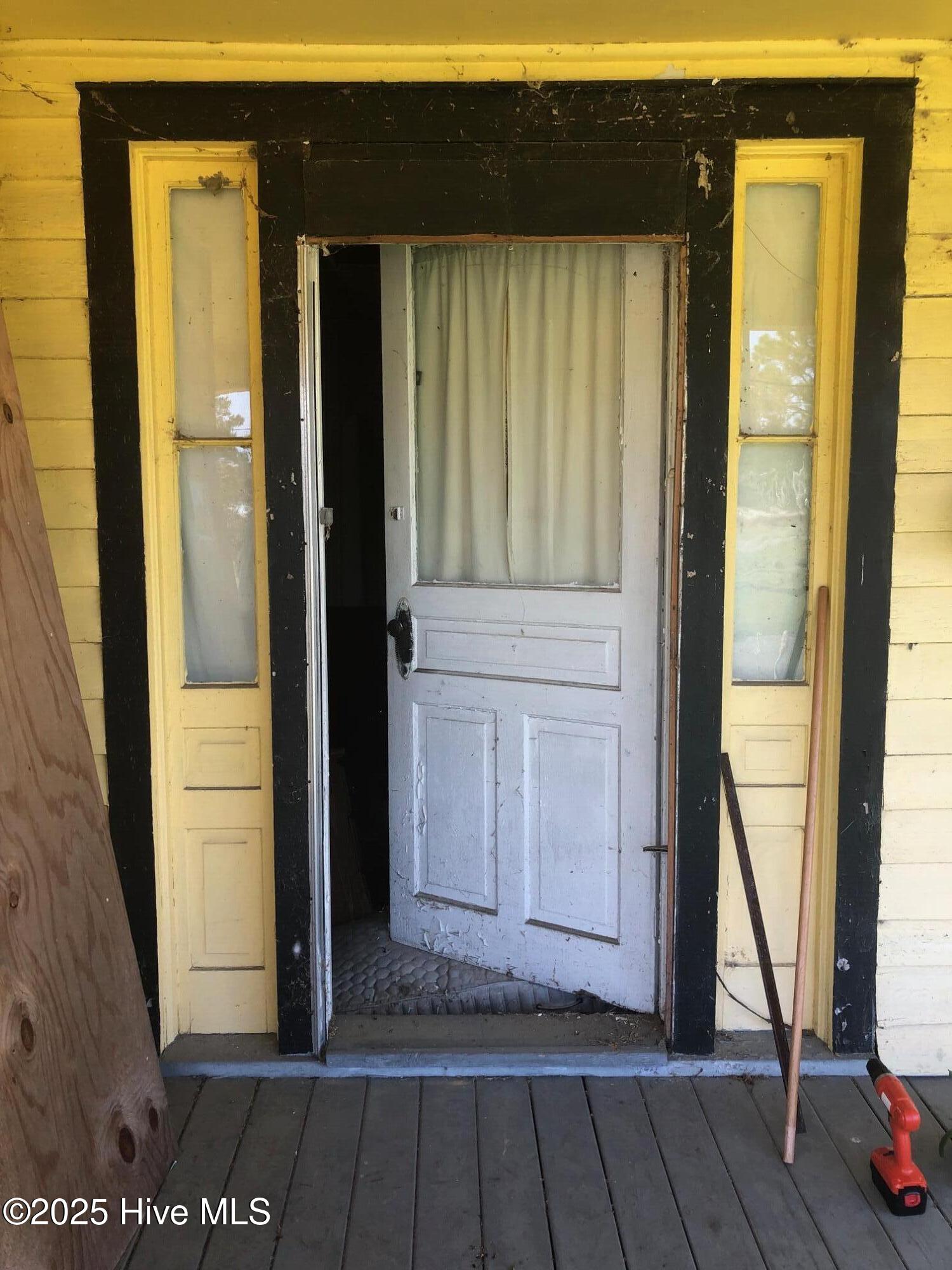 Homes for sale in Oak City, NC | 212 N West Ave, Oak City, NC 27857 | MLS# 100501412