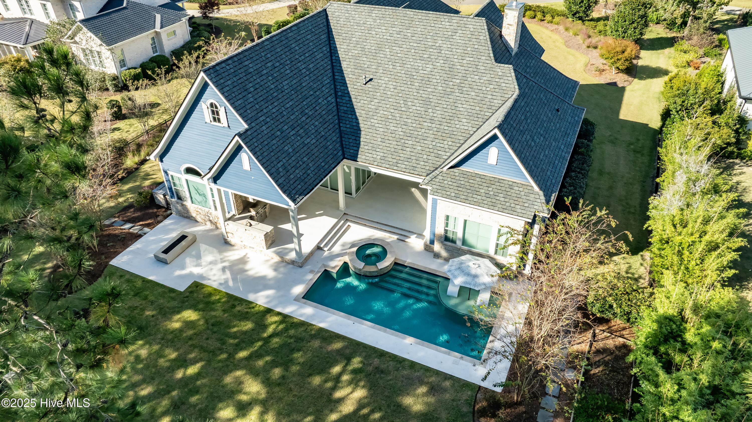 100538861 | Photo 48