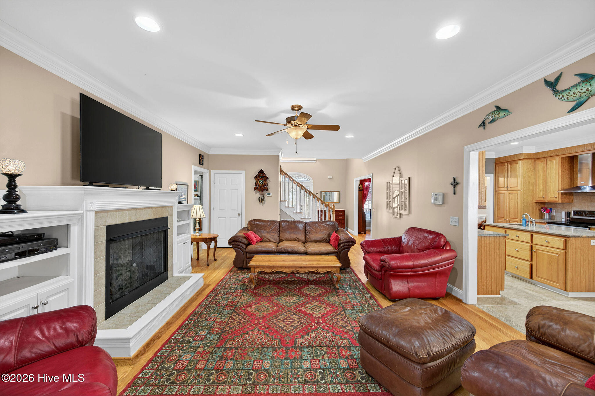 100554164 | Photo 24