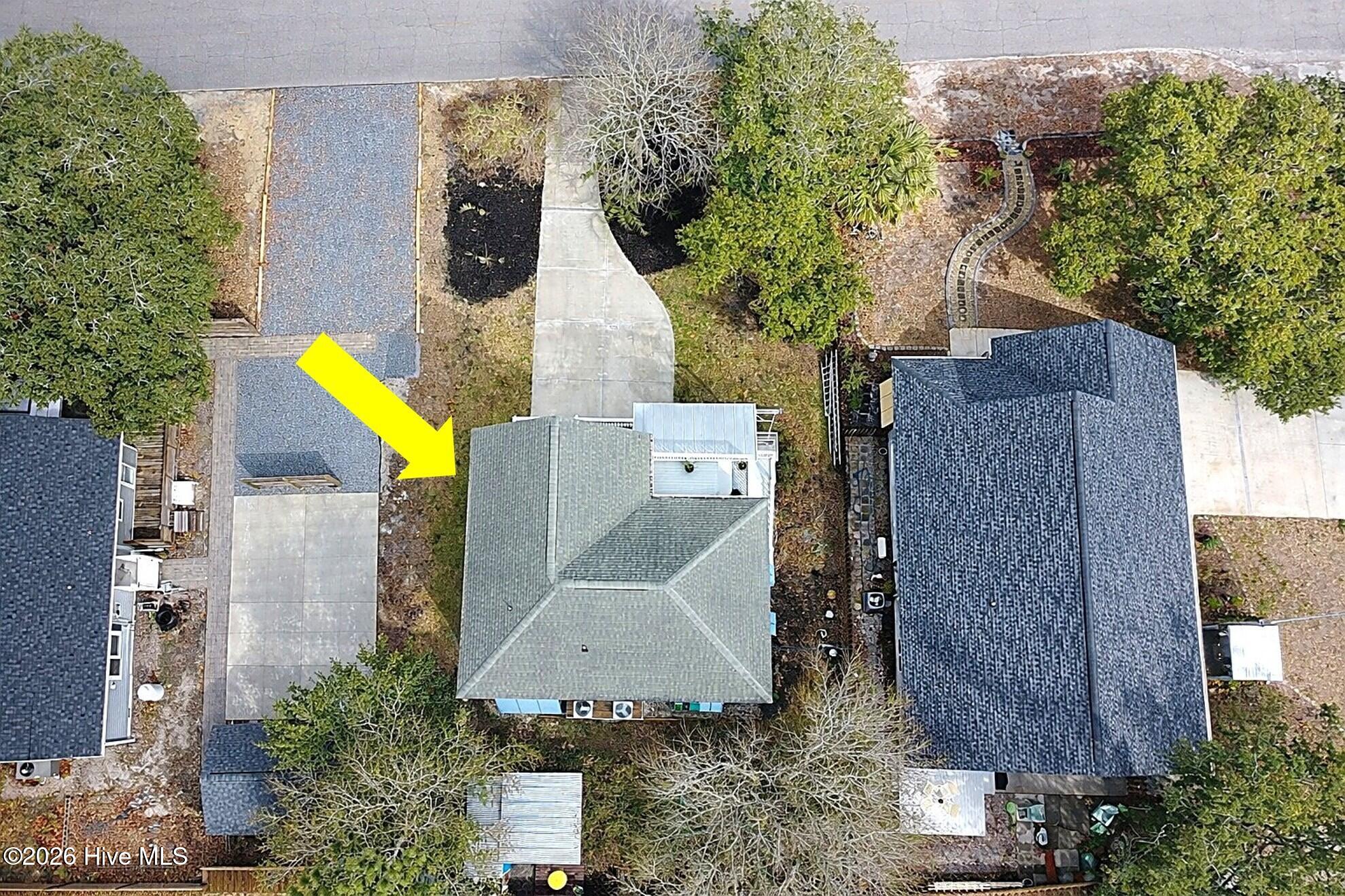 100556182 | Photo 49