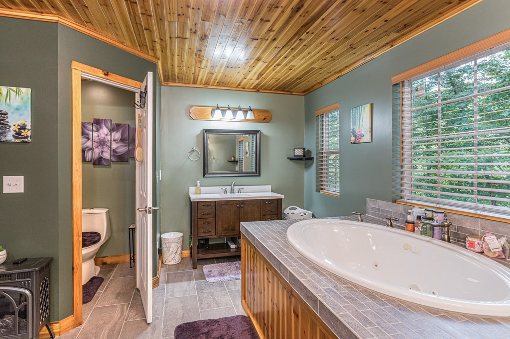 140 Kathryn Circle, Murphy, NC 28906 Listing Photo  31