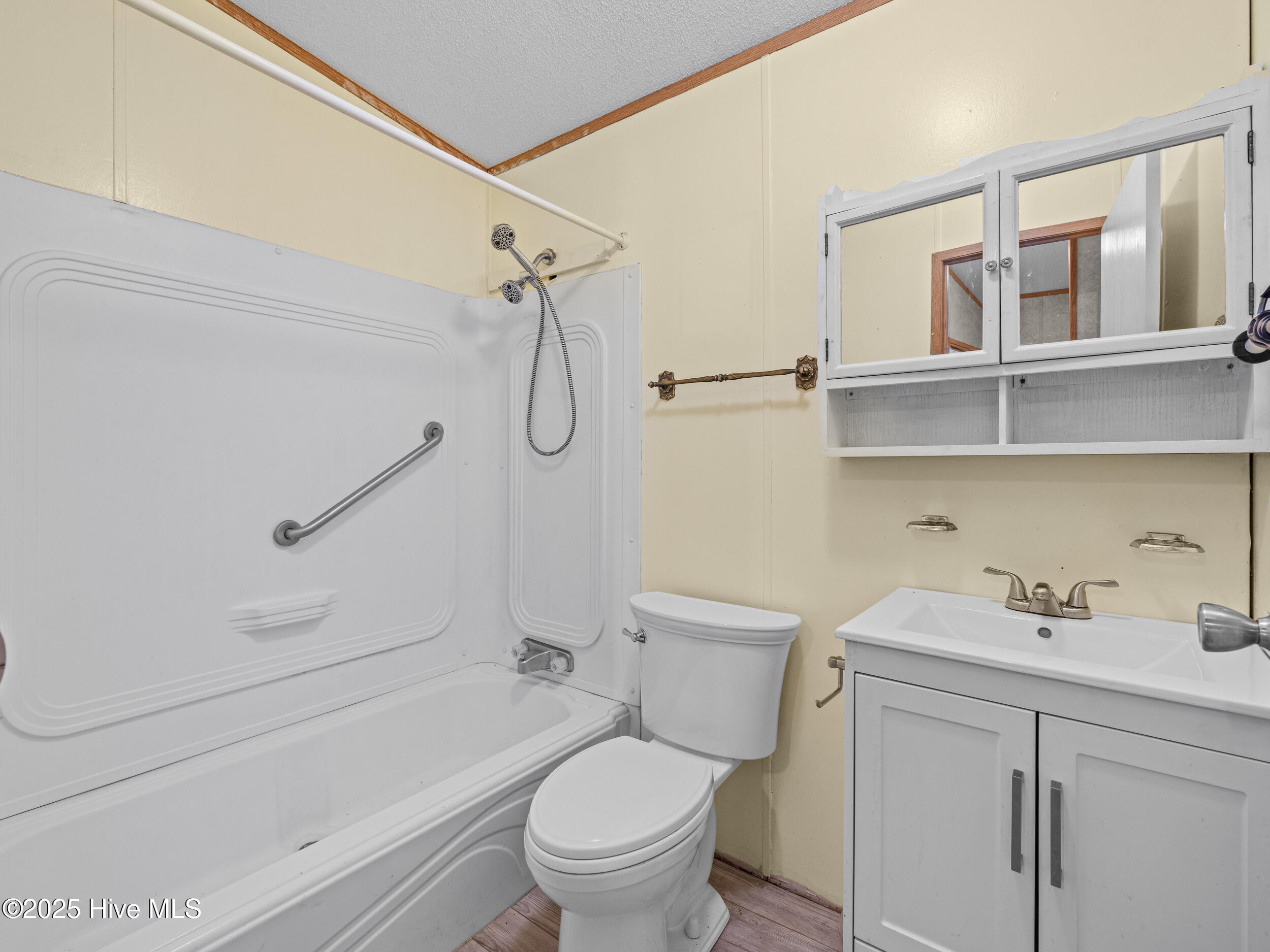 100520478 | Photo 22