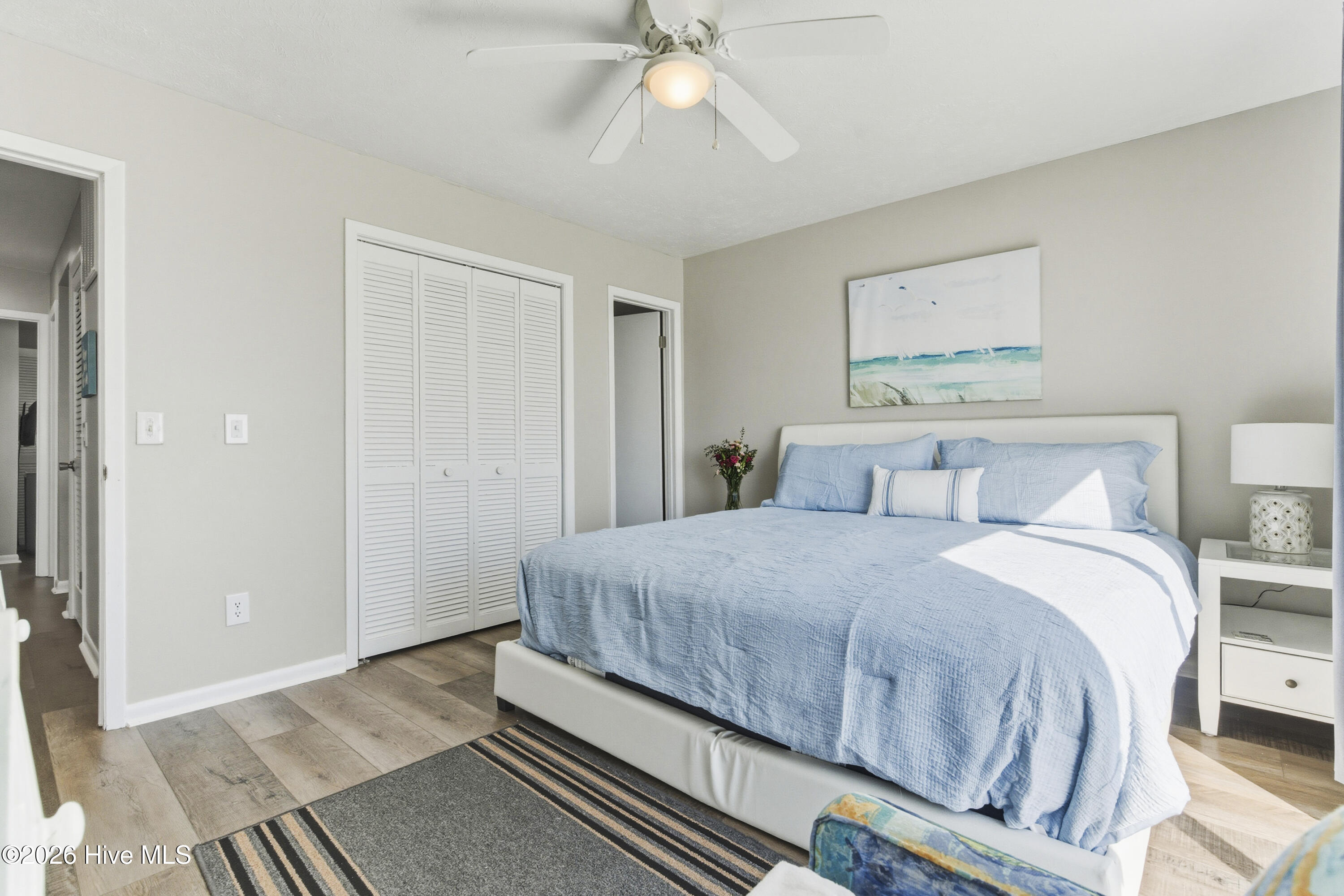 100552987 | Photo 16