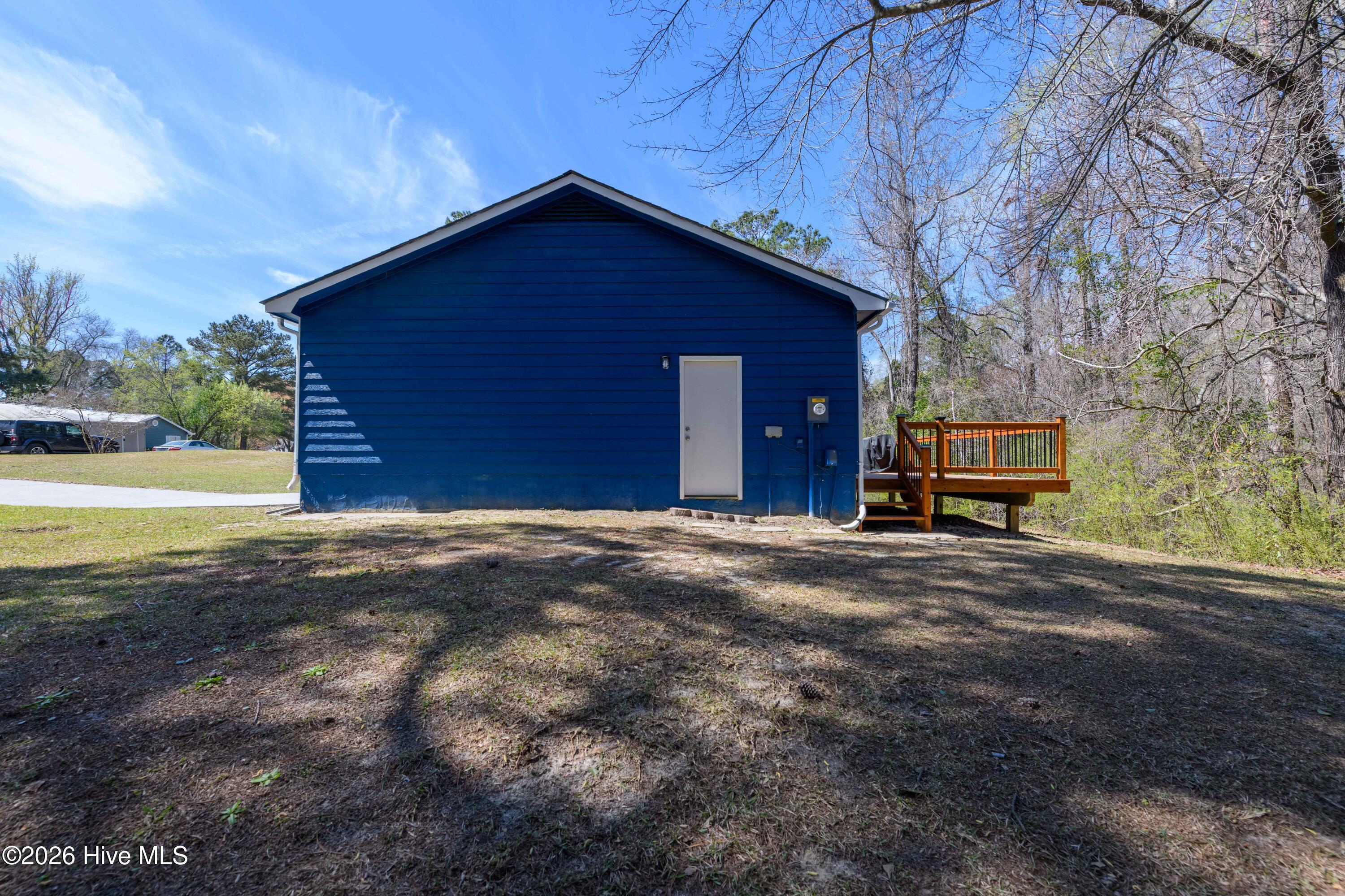 100564633 | Photo 63