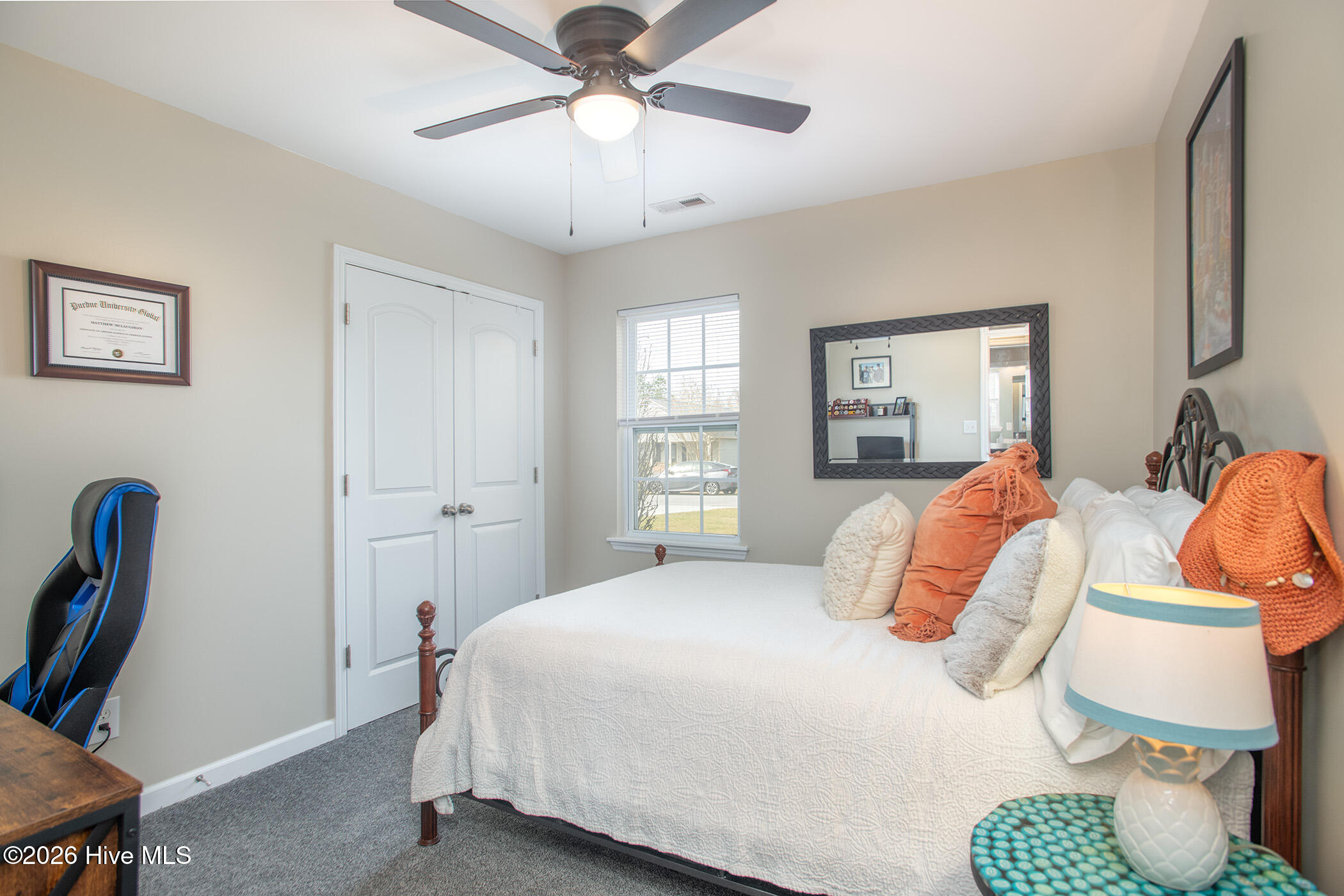 100563538 | Photo 21