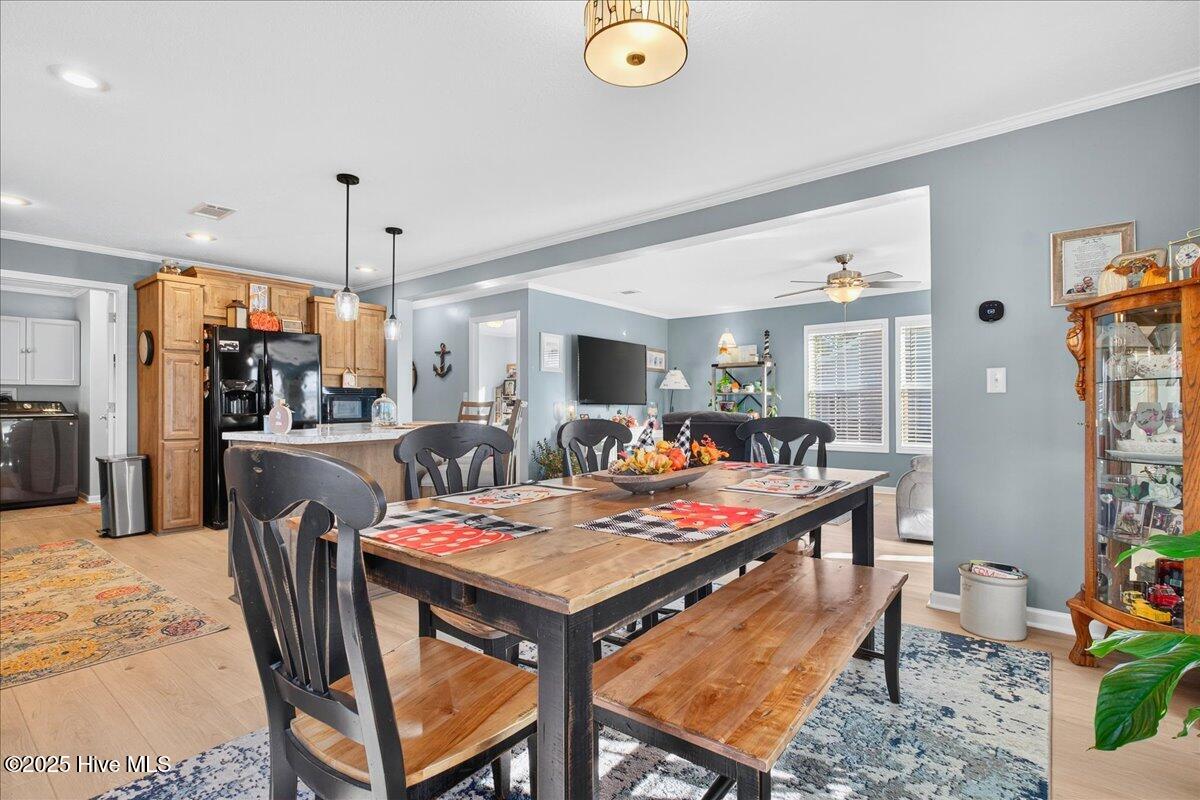 100540840 | Photo 13