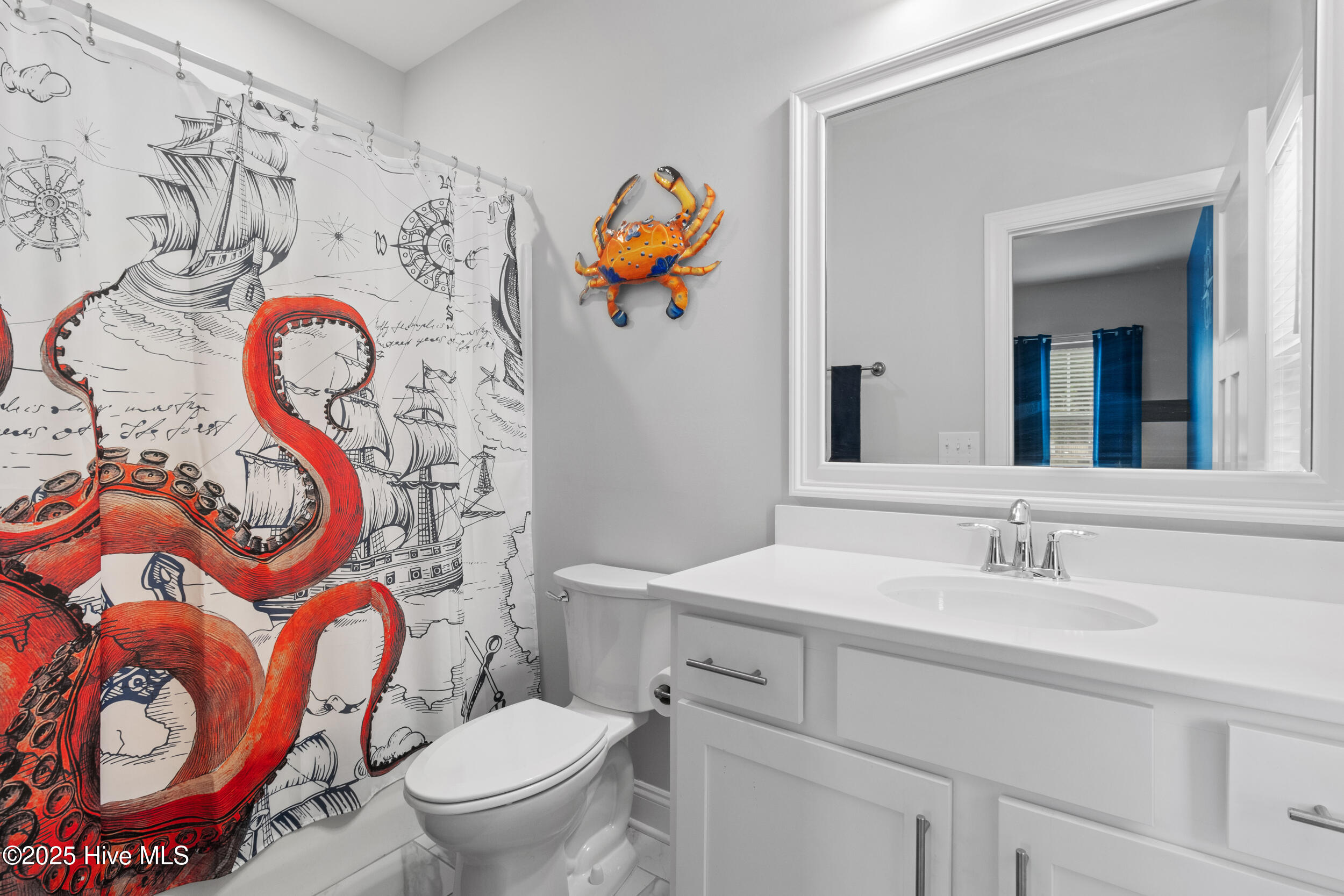 100536261 | Photo 28