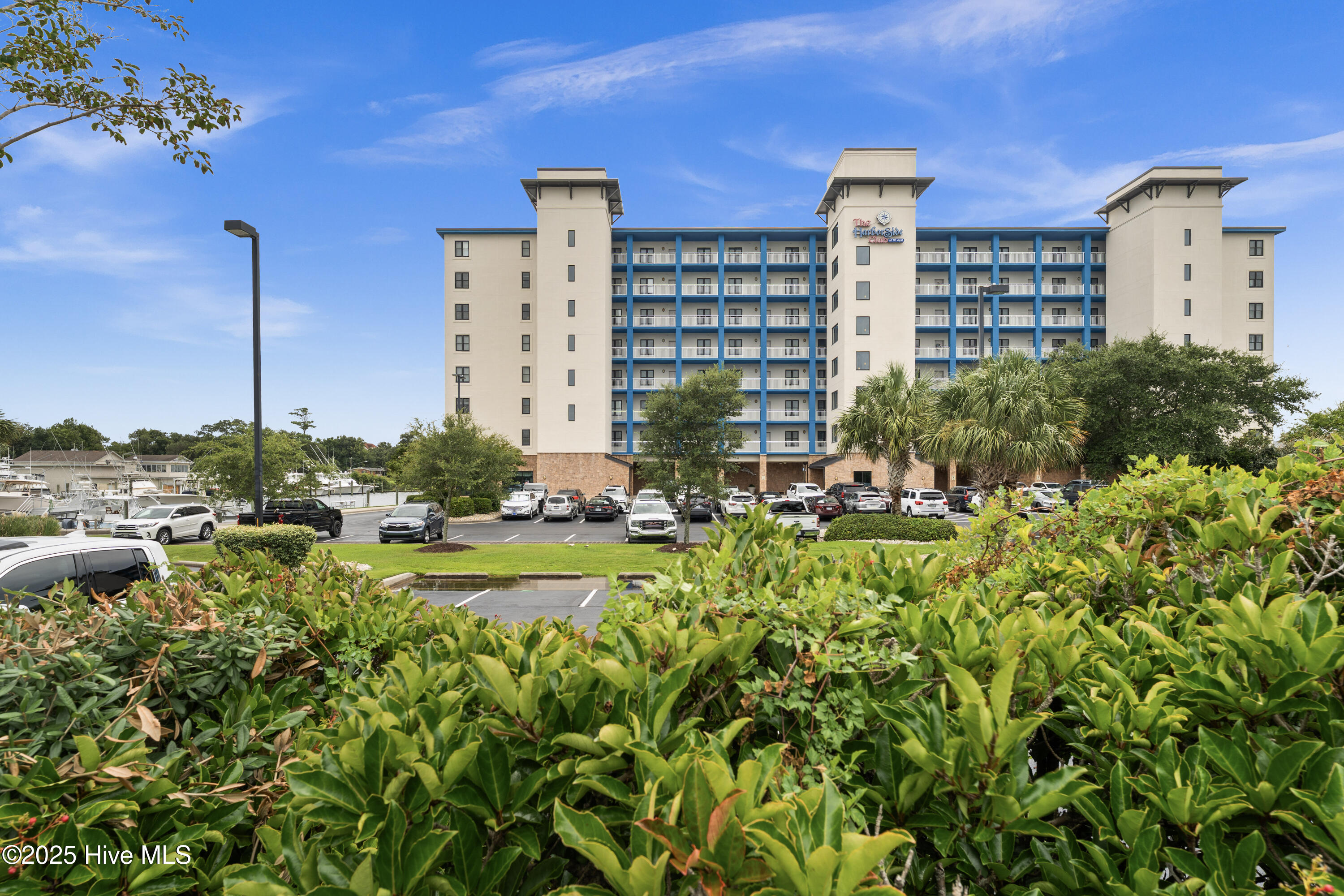 4425 Arendell Street 609,Morehead City