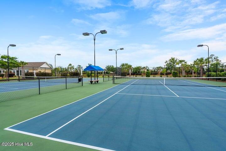 100540760 | Photo 24