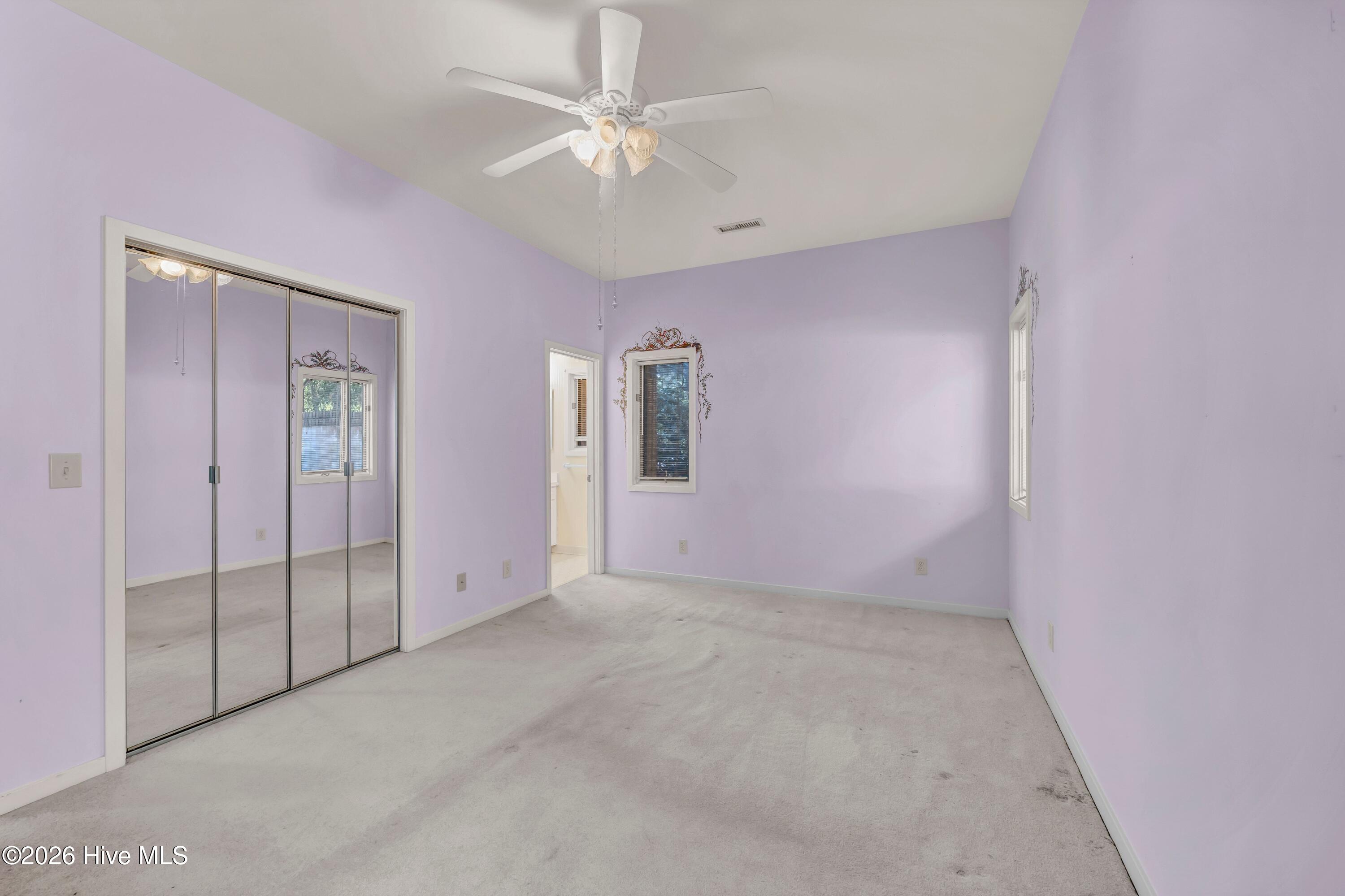 100566682 | Photo 24