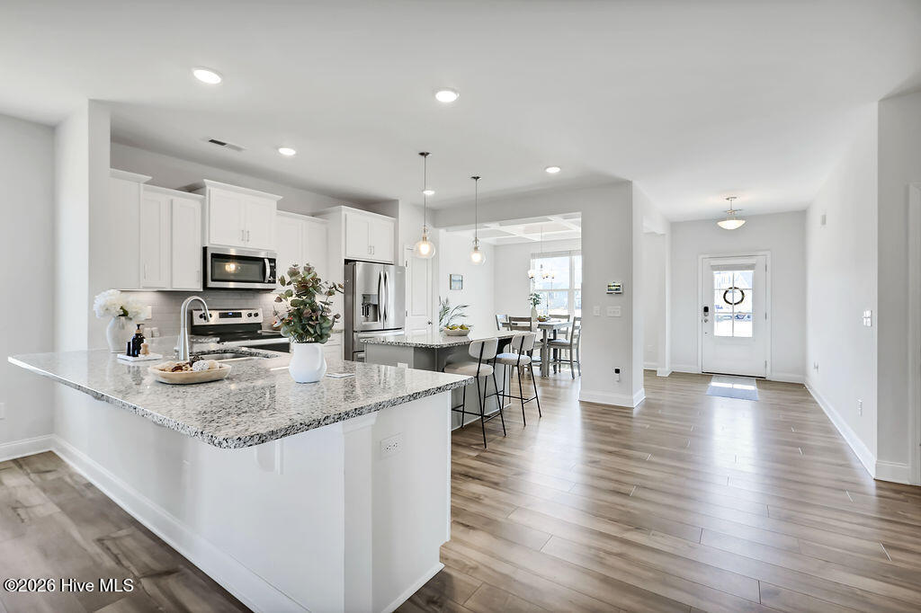 100555659 | Photo 10