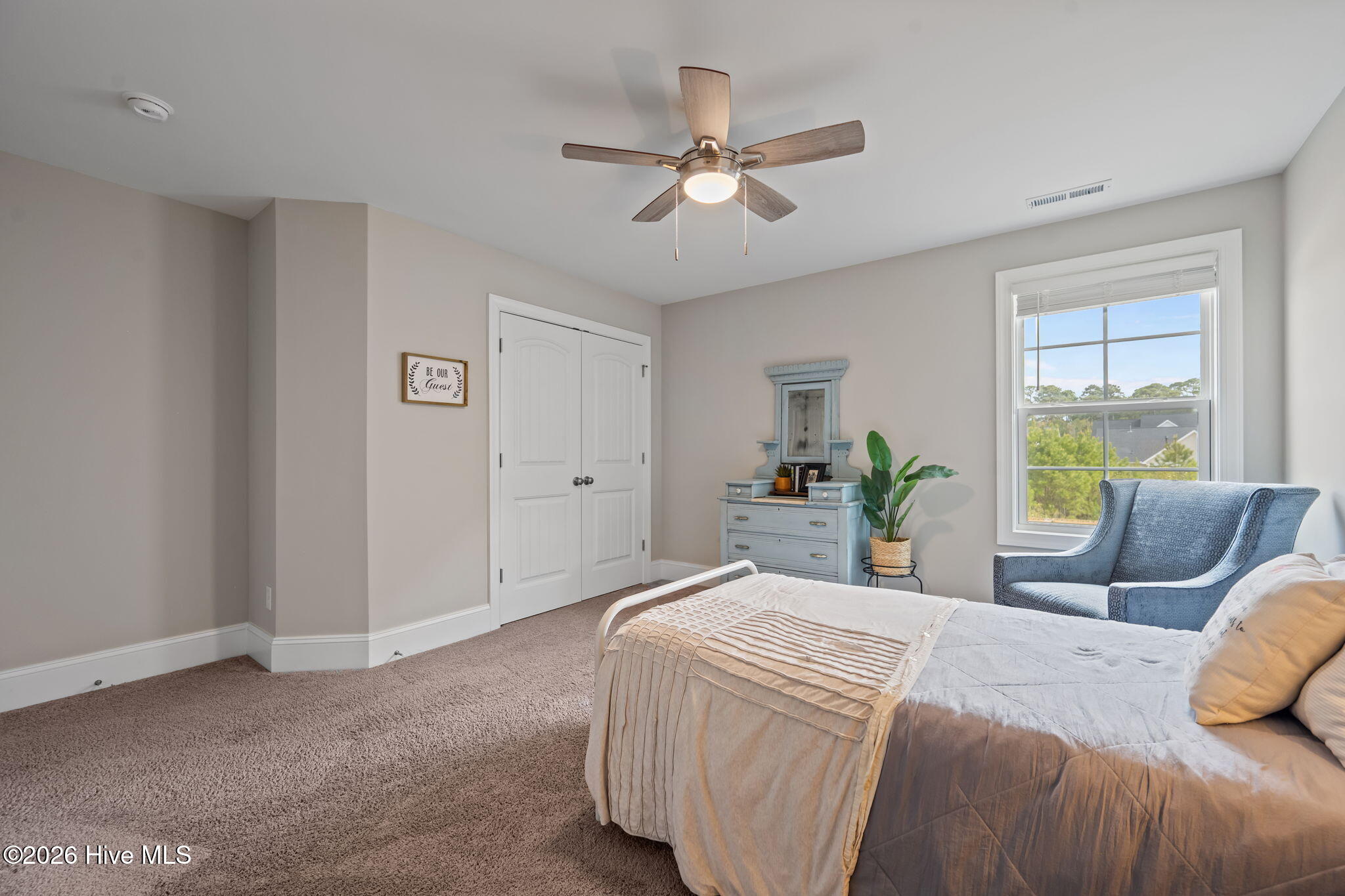 100564361 | Photo 39