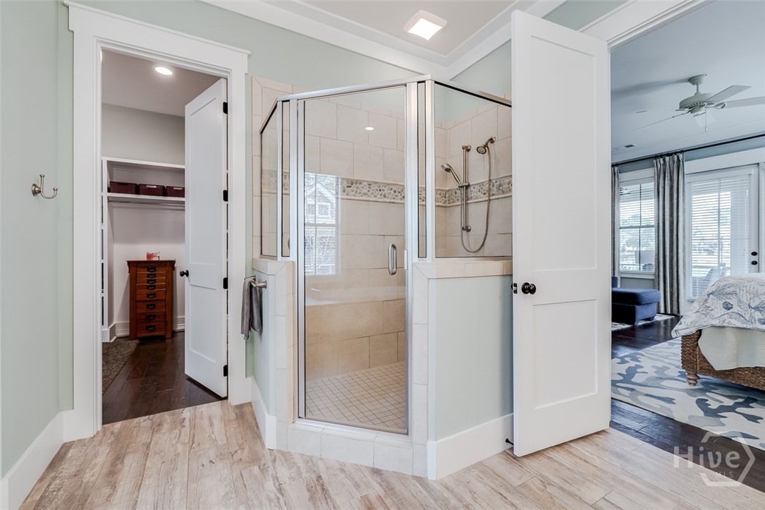 Large tiled walk in shower