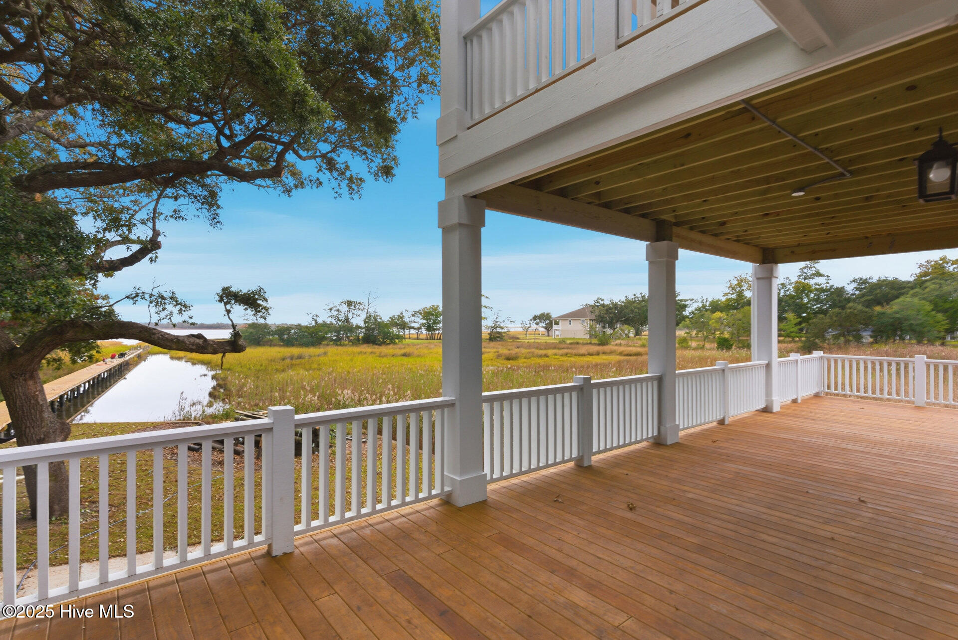 100540114 | Photo 73