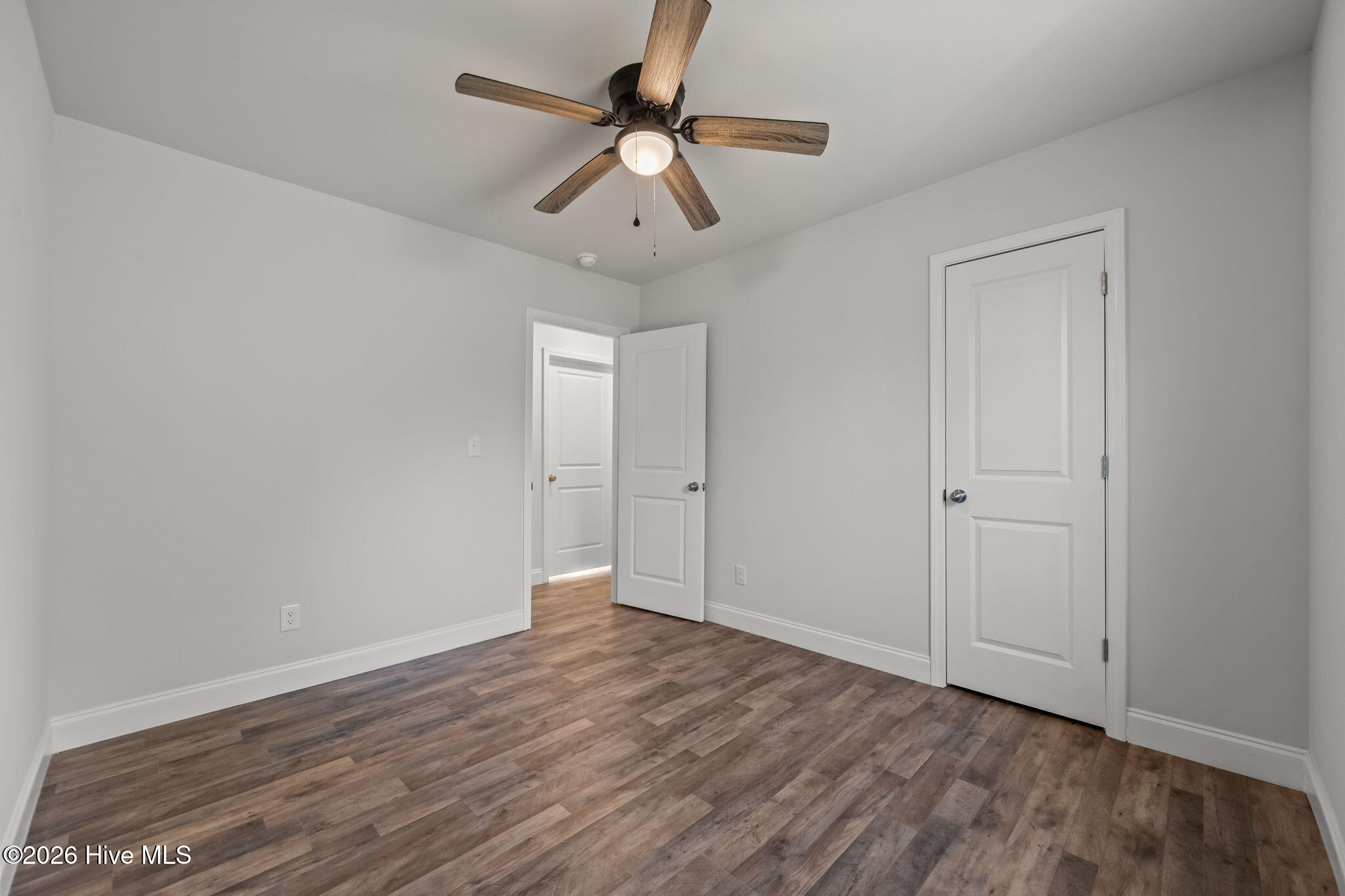 100505394 | Photo 33