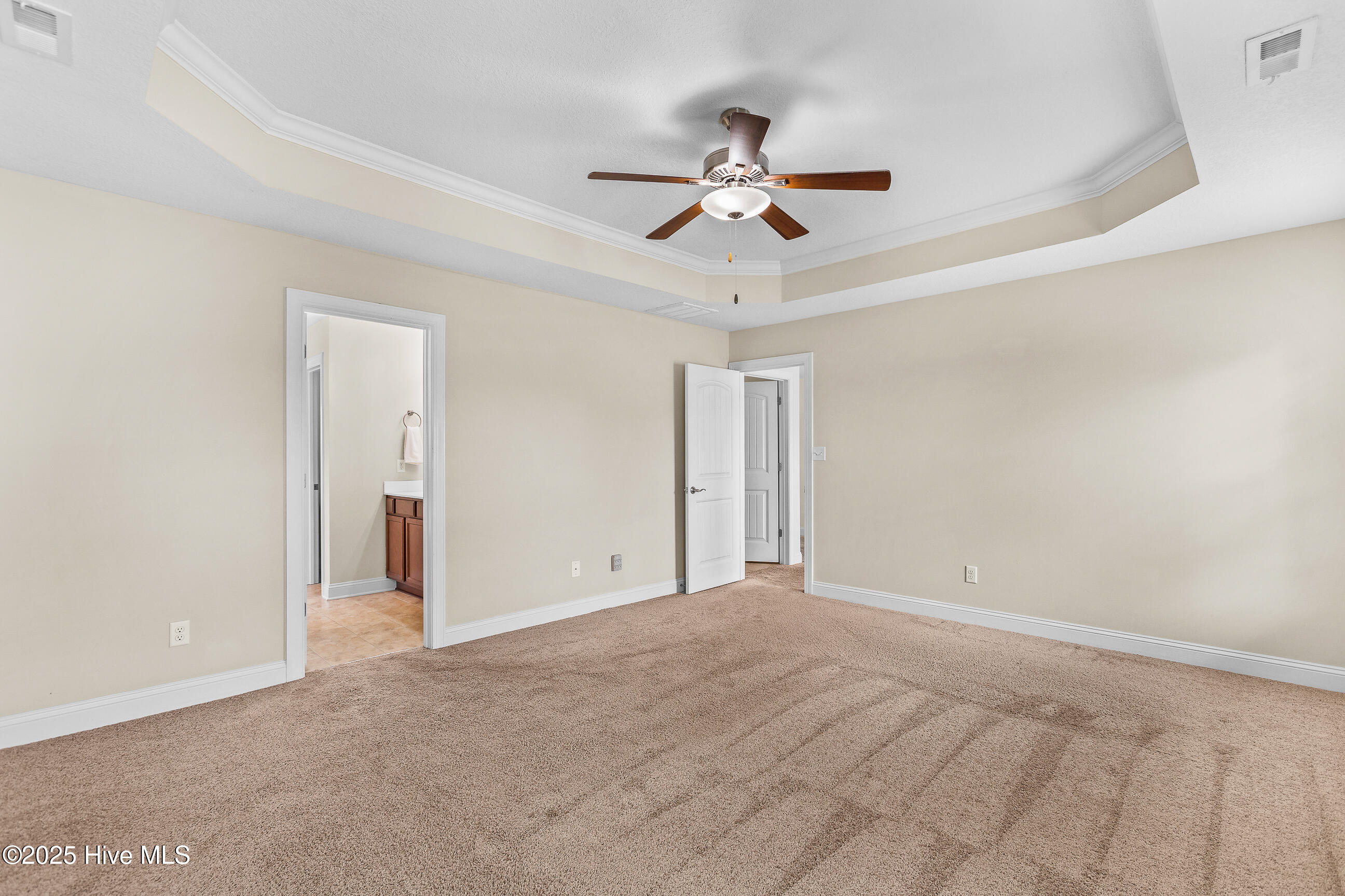 324 Catamaran Road, Swansboro, NC 28584 – photo 20: Owners Suite