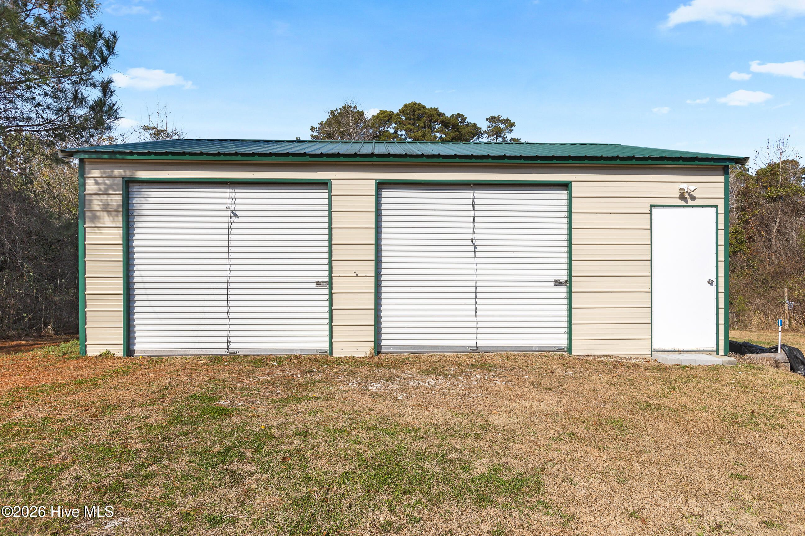 100548904 | Photo 26