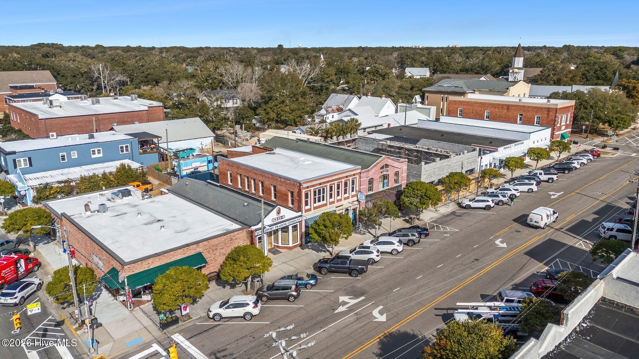 100567964 | Photo 15