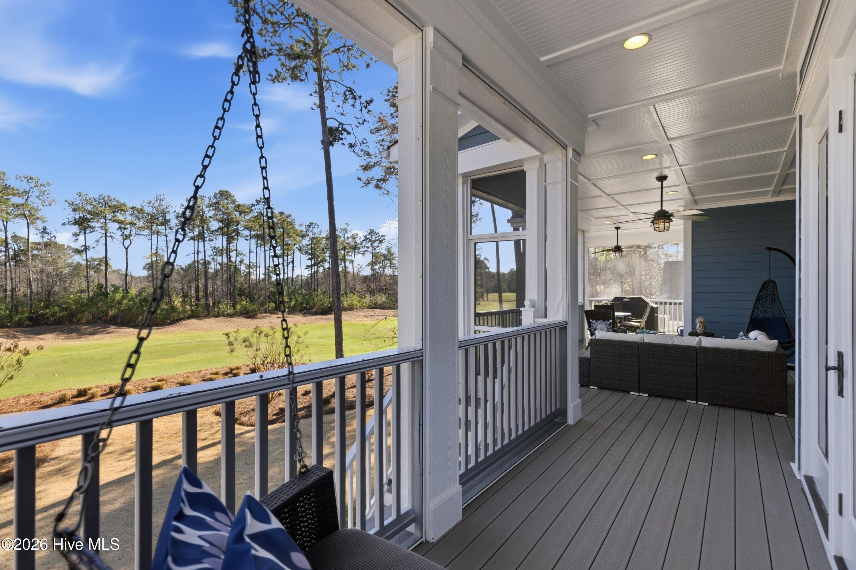 100556078 | Photo 32