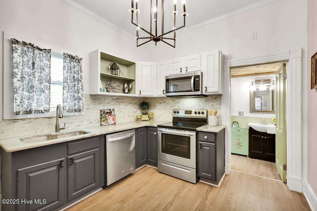 100544727 | Photo 17