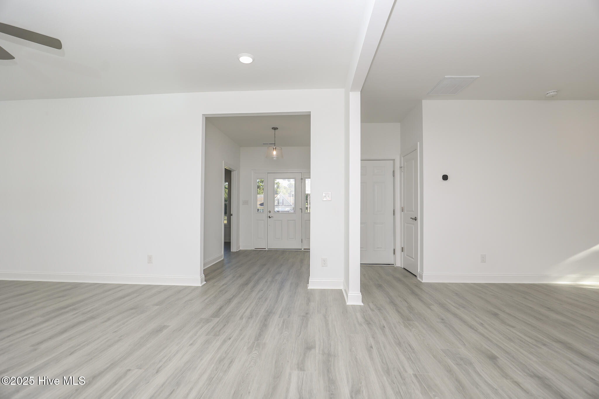 100518494 | Photo 52